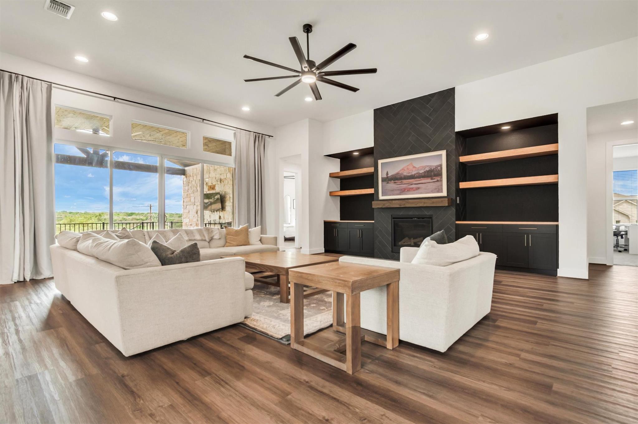 125 Pueblo Peakk Cv, Liberty Hill, TX 78642