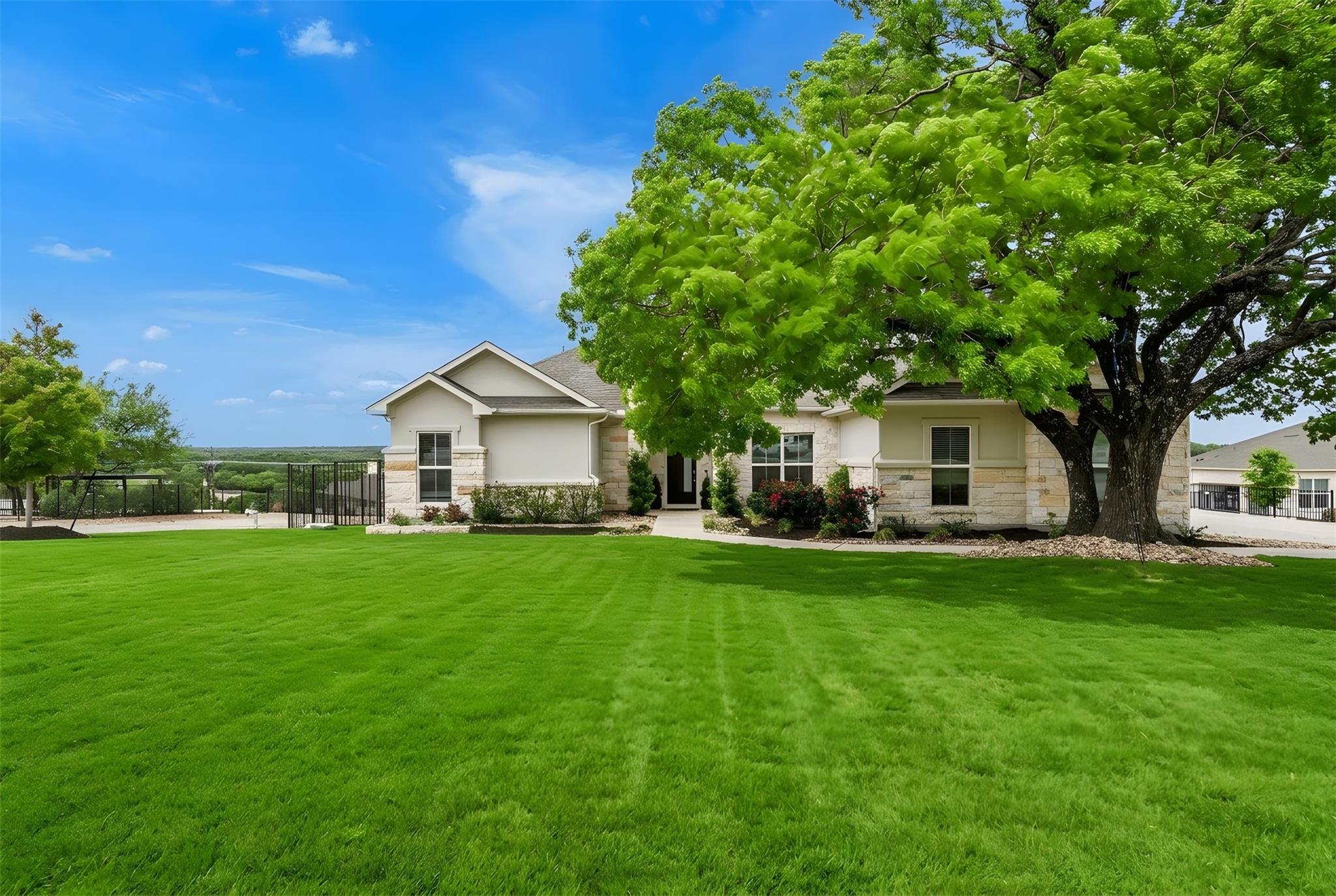 125 Pueblo Peakk Cv, Liberty Hill, TX 78642