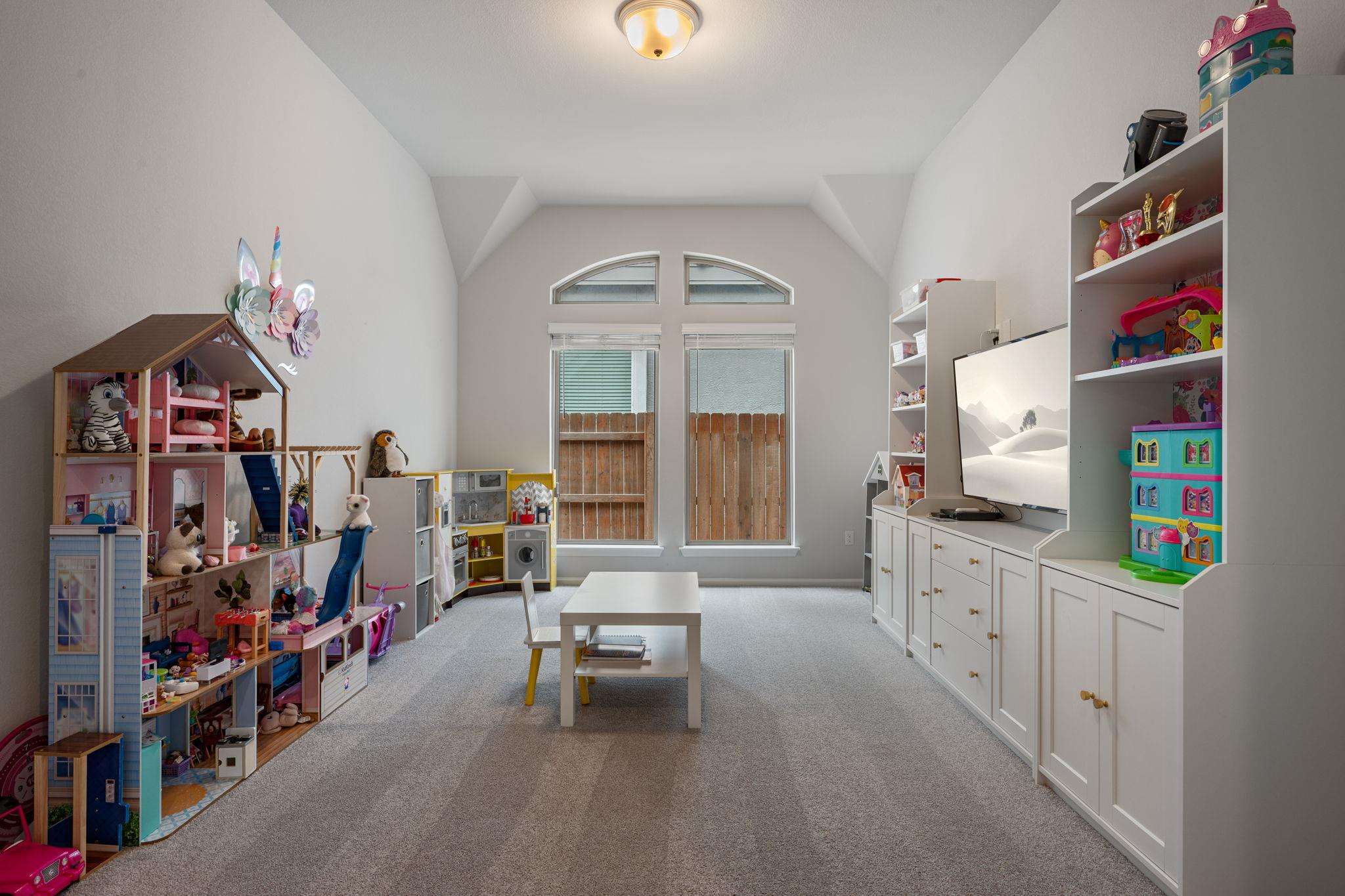 6901 Empresa Dr, Austin, TX 78738