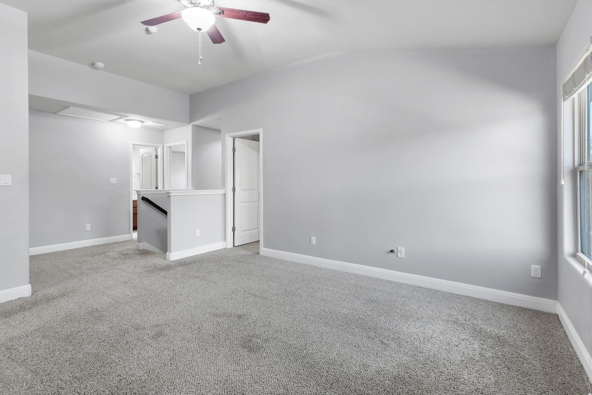 10824 Dinah Dr, Austin, TX 78748