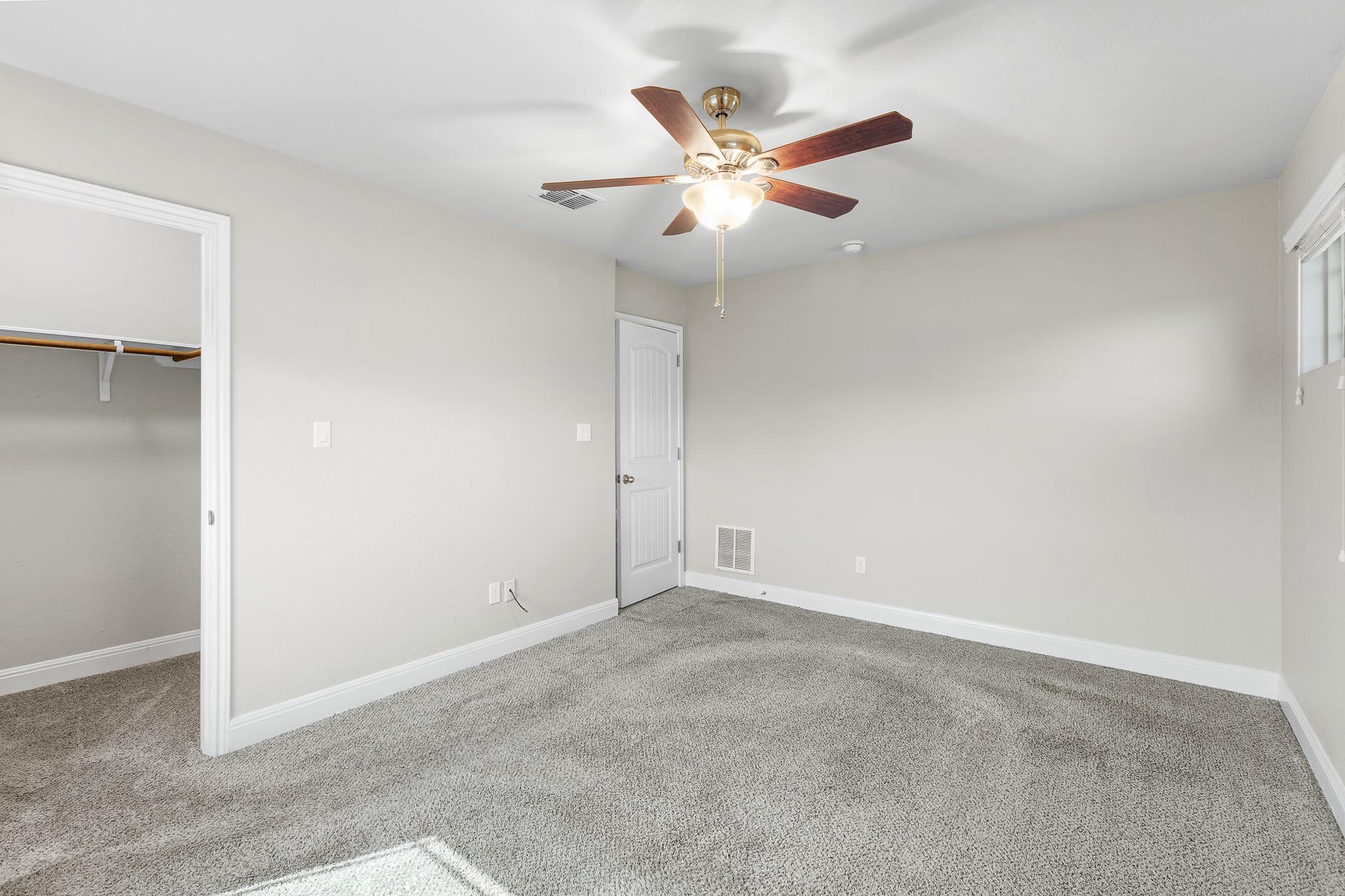 10824 Dinah Dr, Austin, TX 78748