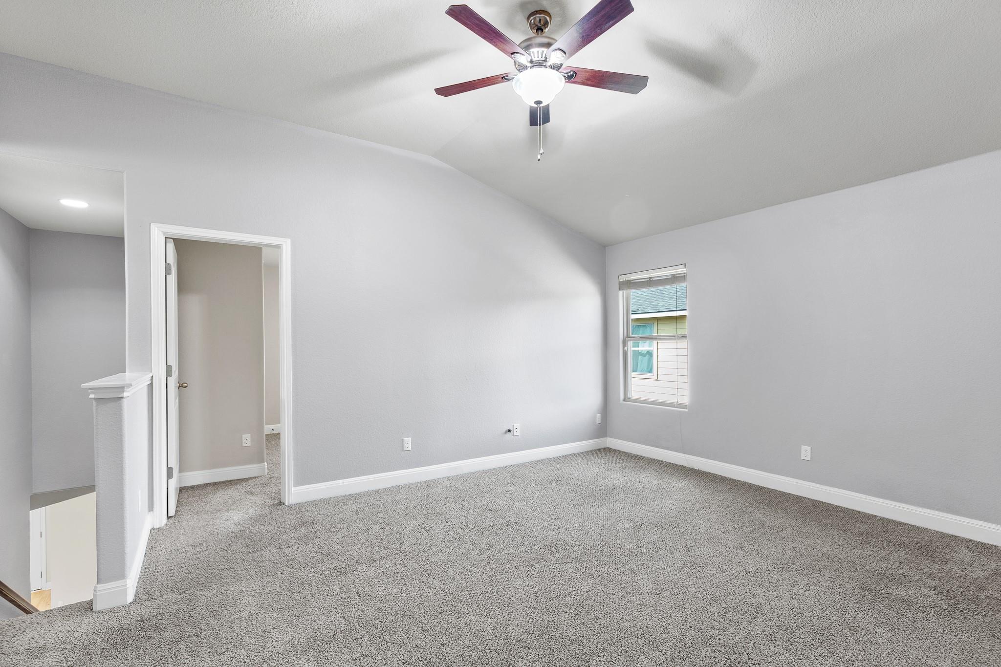 10824 Dinah Dr, Austin, TX 78748