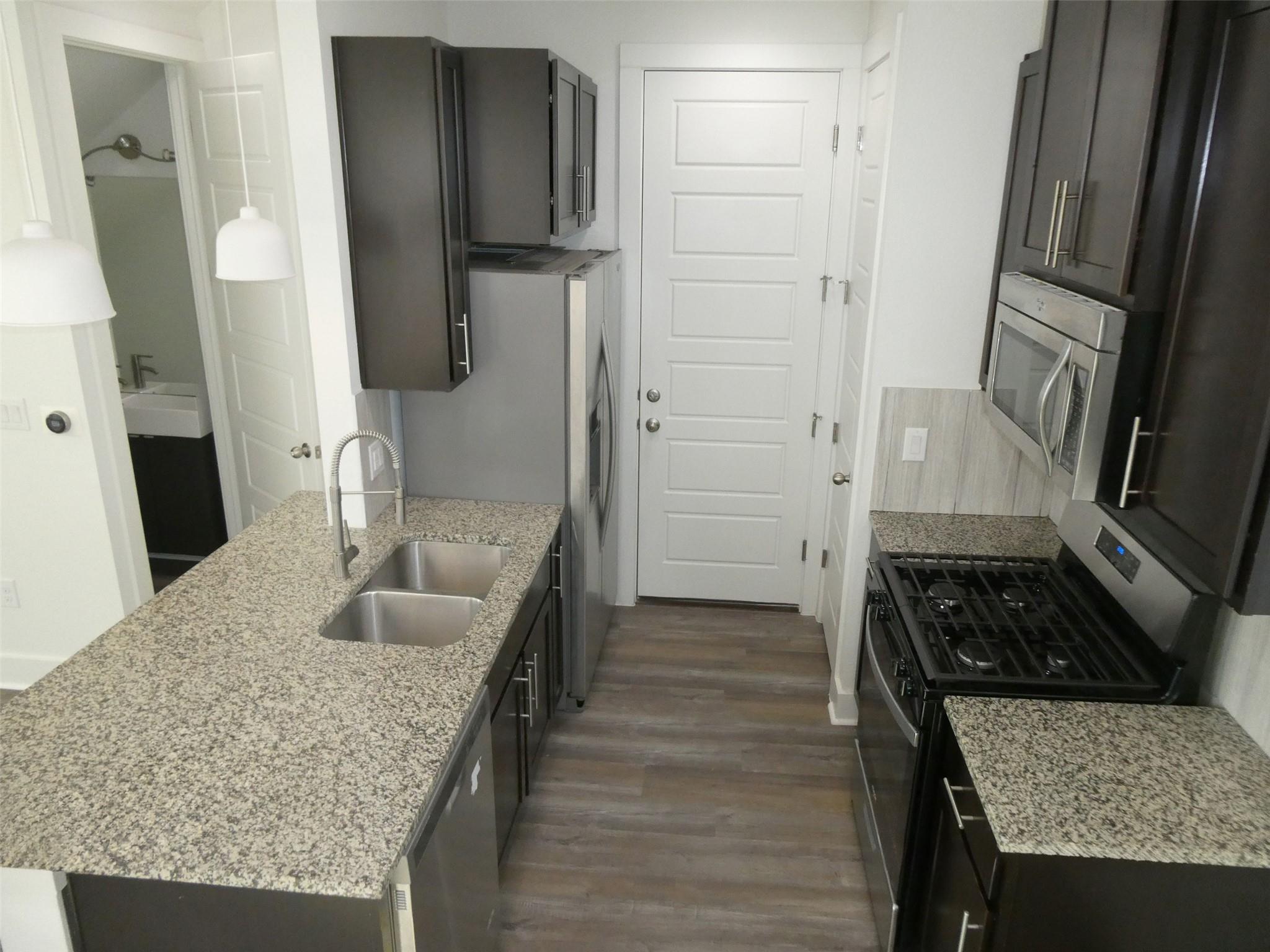 2512 WHELESS Ln # 5, Austin, TX 78723