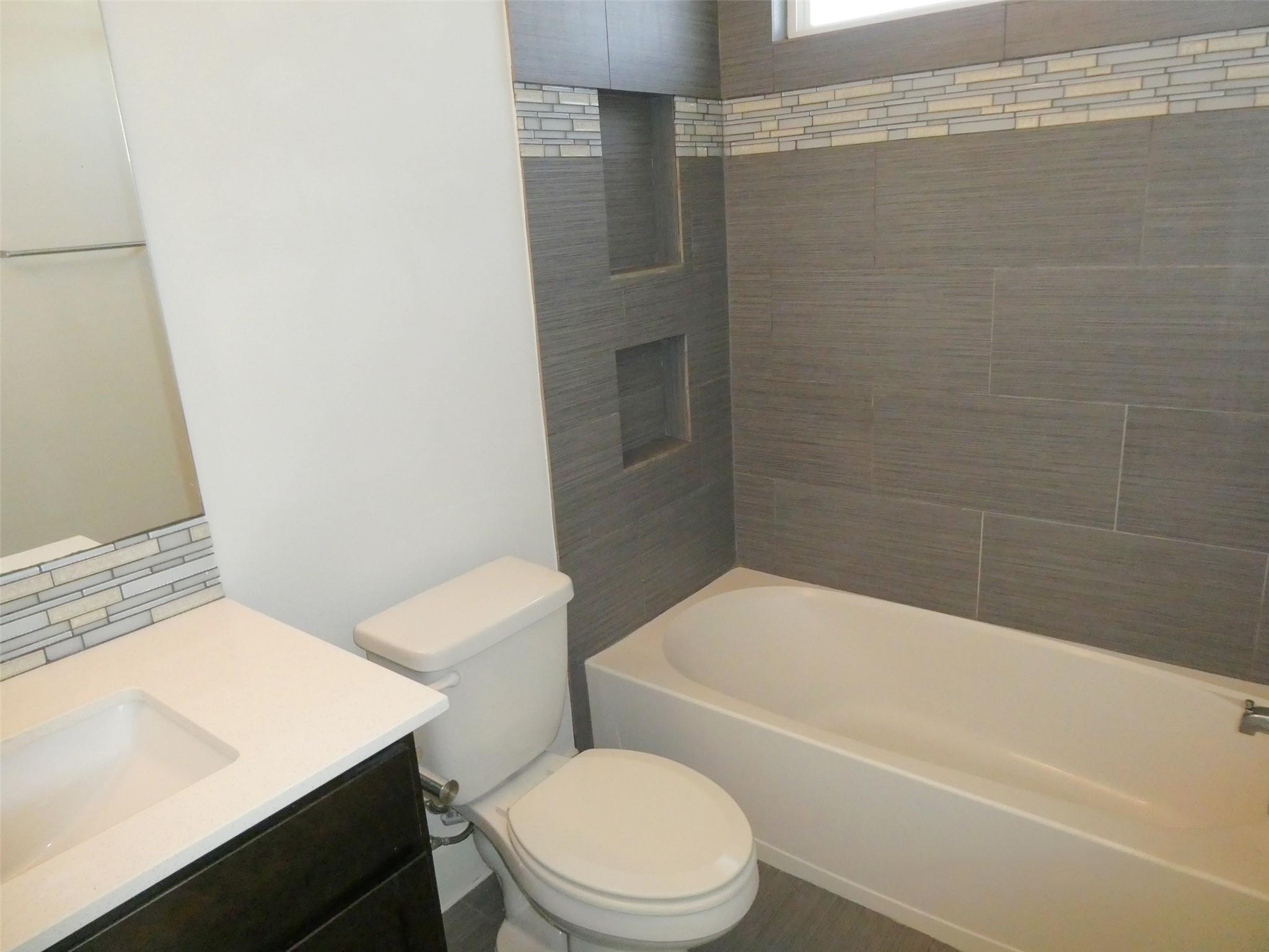 2512 WHELESS Ln # 5, Austin, TX 78723