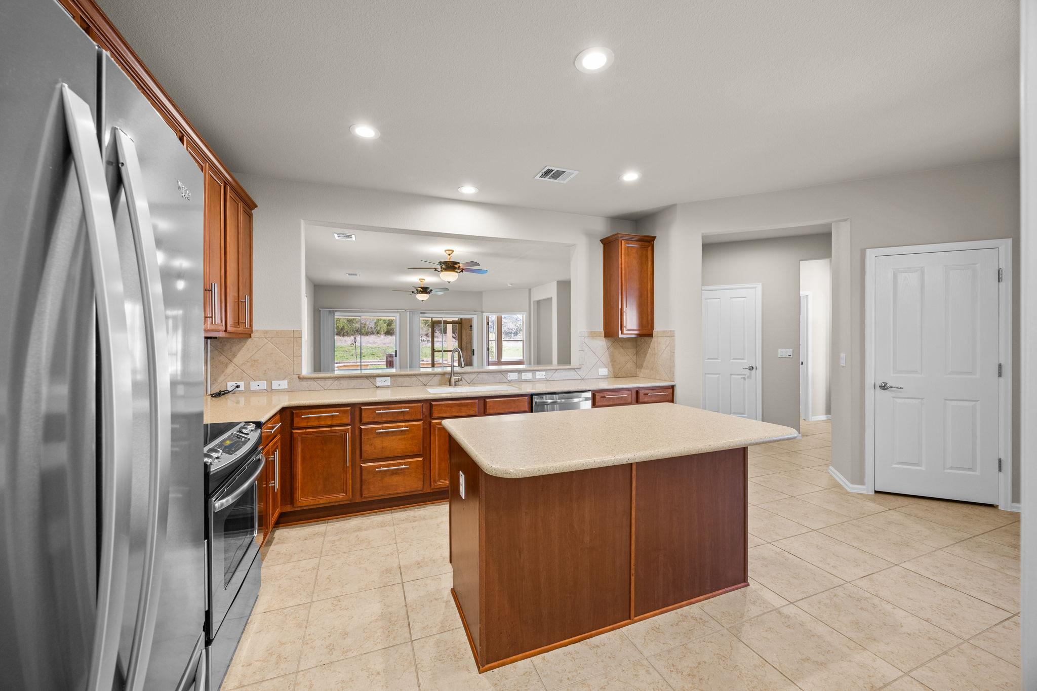 147 Prairie Creek Trl, Georgetown, TX 78633