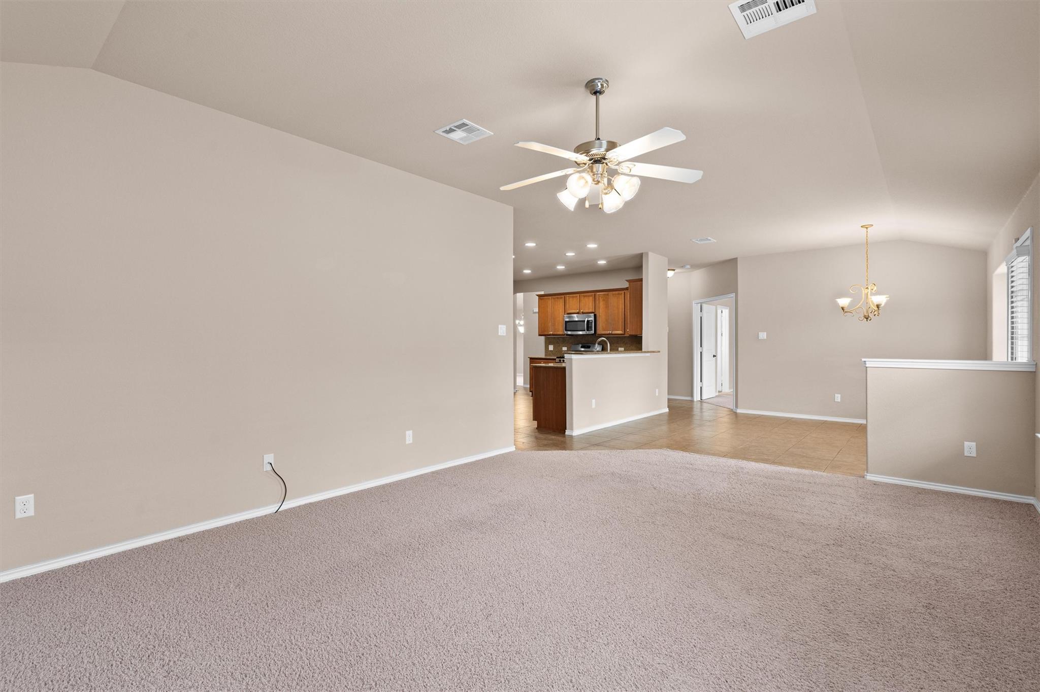 306 Tom Kite Dr, Round Rock, TX 78664