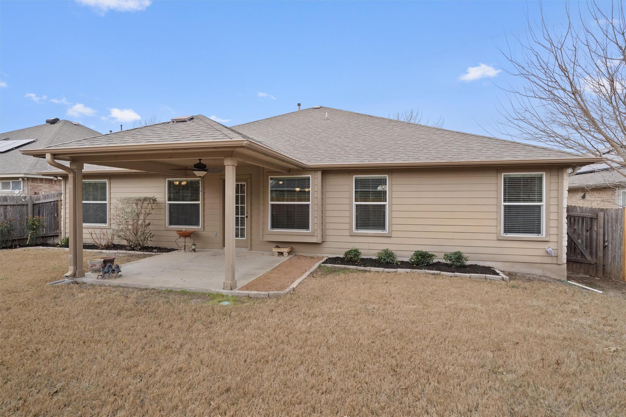 306 Tom Kite Dr, Round Rock, TX 78664
