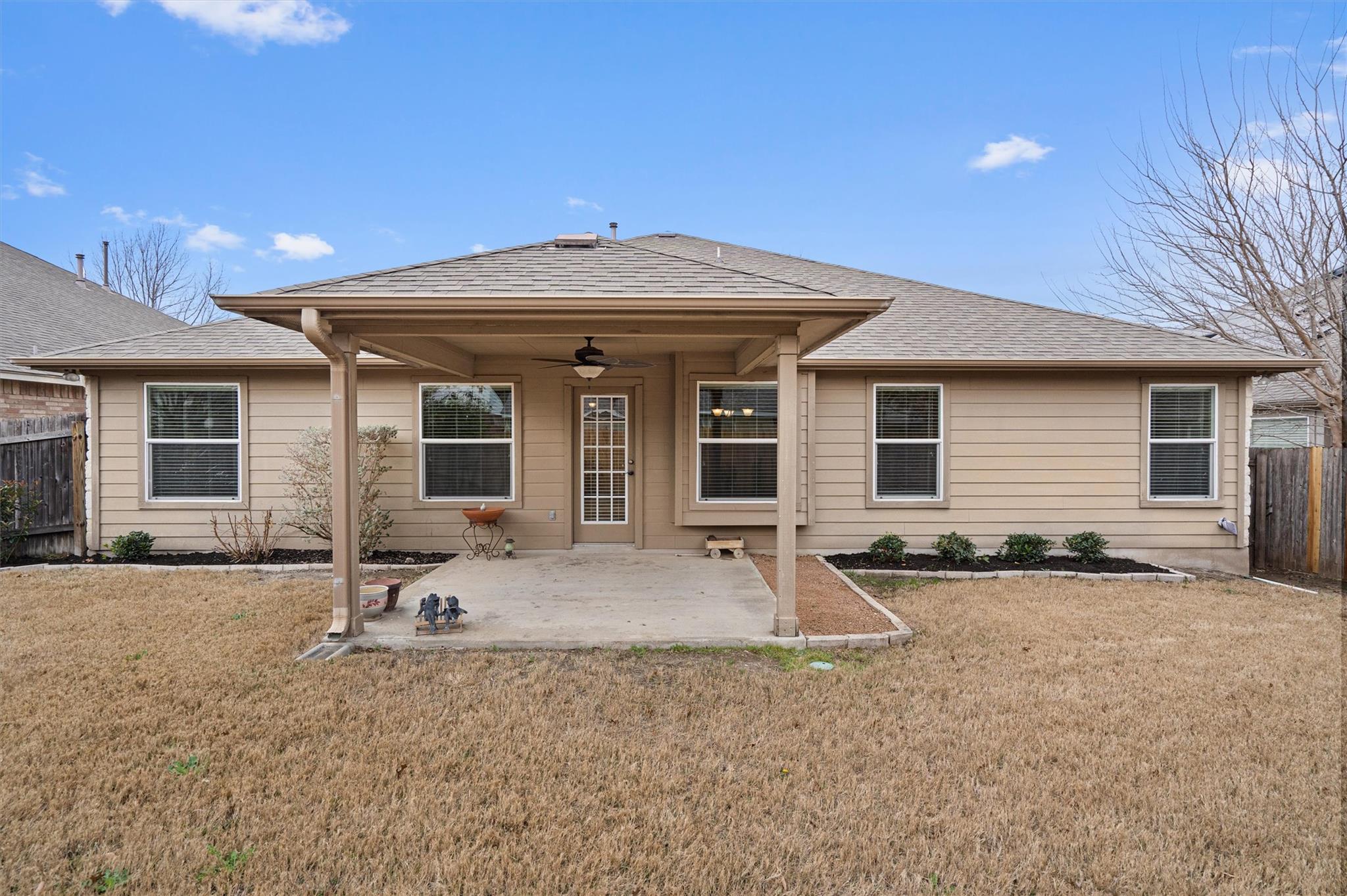 306 Tom Kite Dr, Round Rock, TX 78664