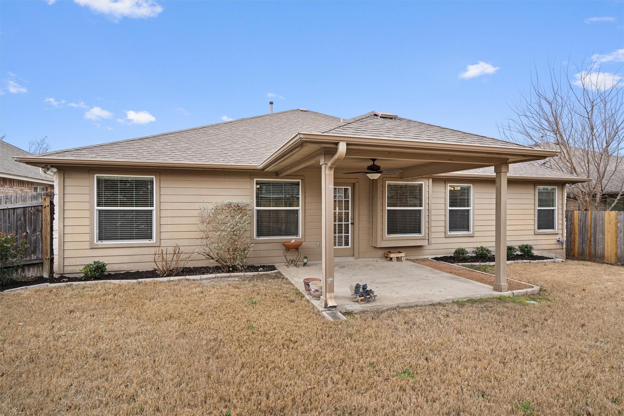 306 Tom Kite Dr, Round Rock, TX 78664