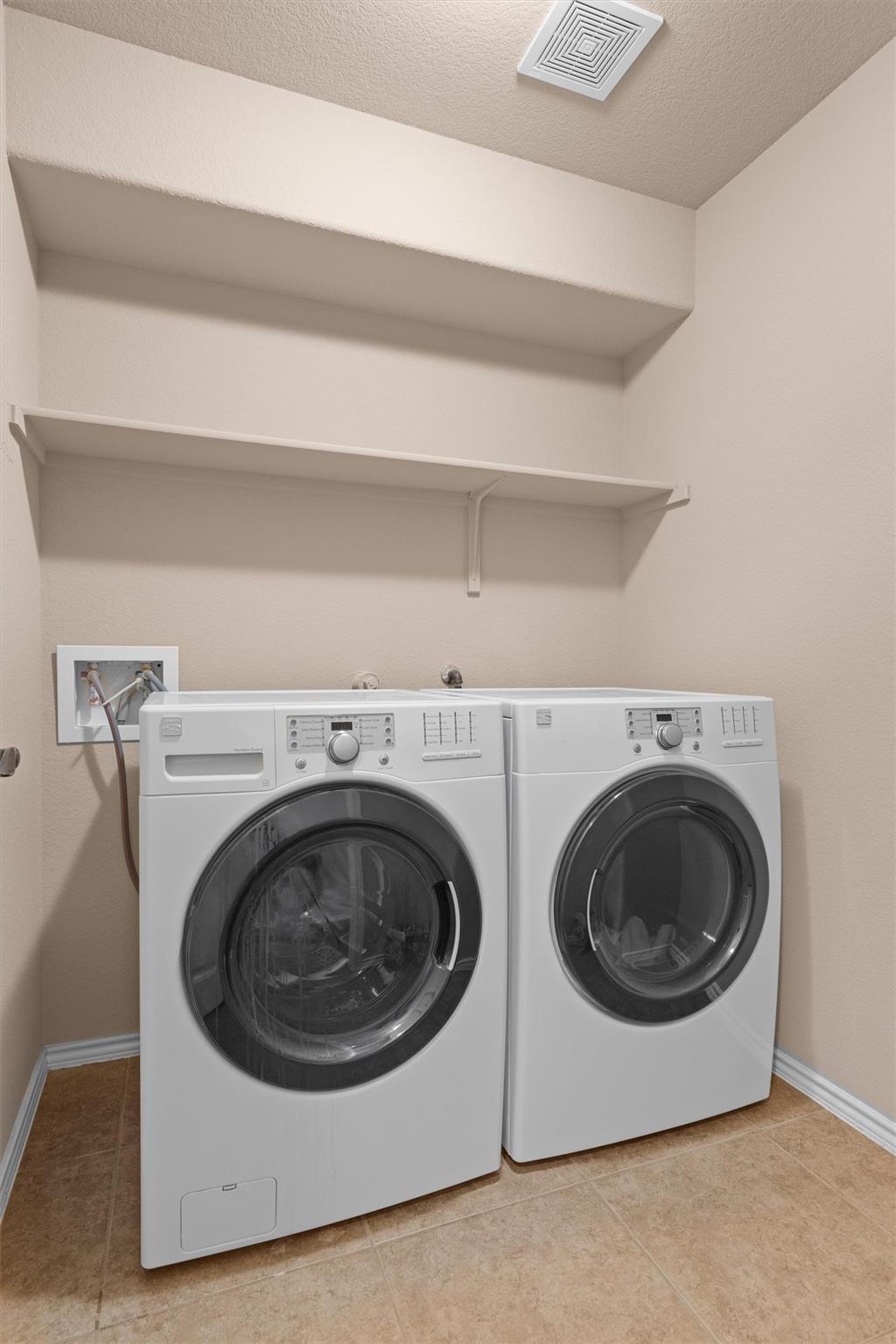 306 Tom Kite Dr, Round Rock, TX 78664