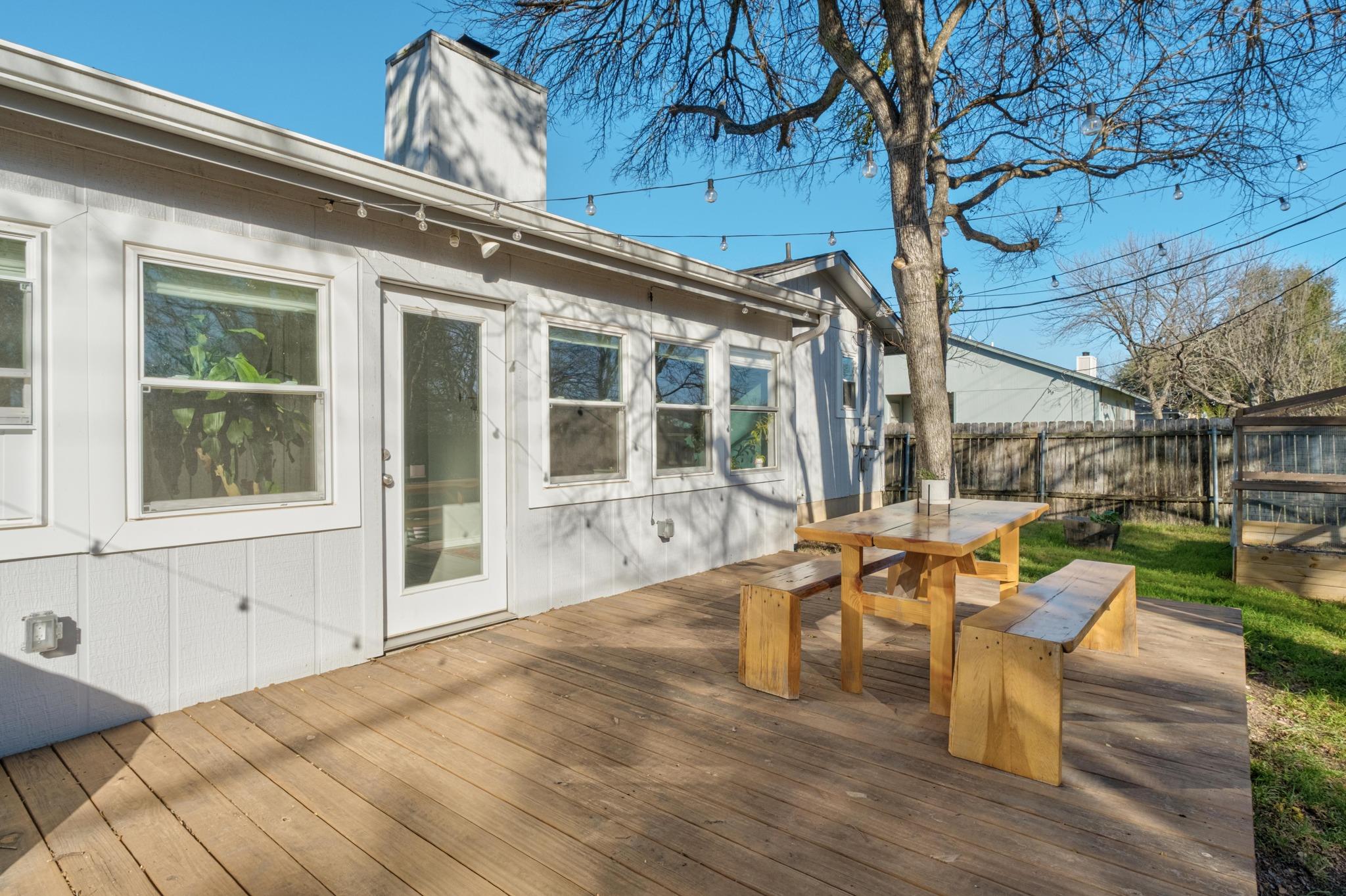 2801 Crownspoint Dr, Austin, TX 78748