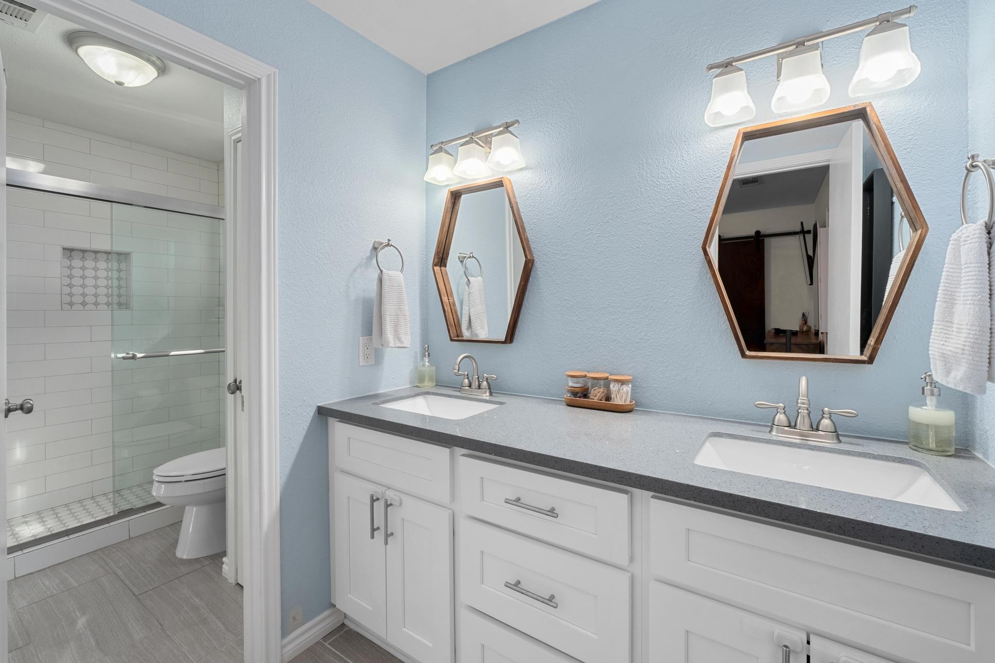 2801 Crownspoint Dr, Austin, TX 78748