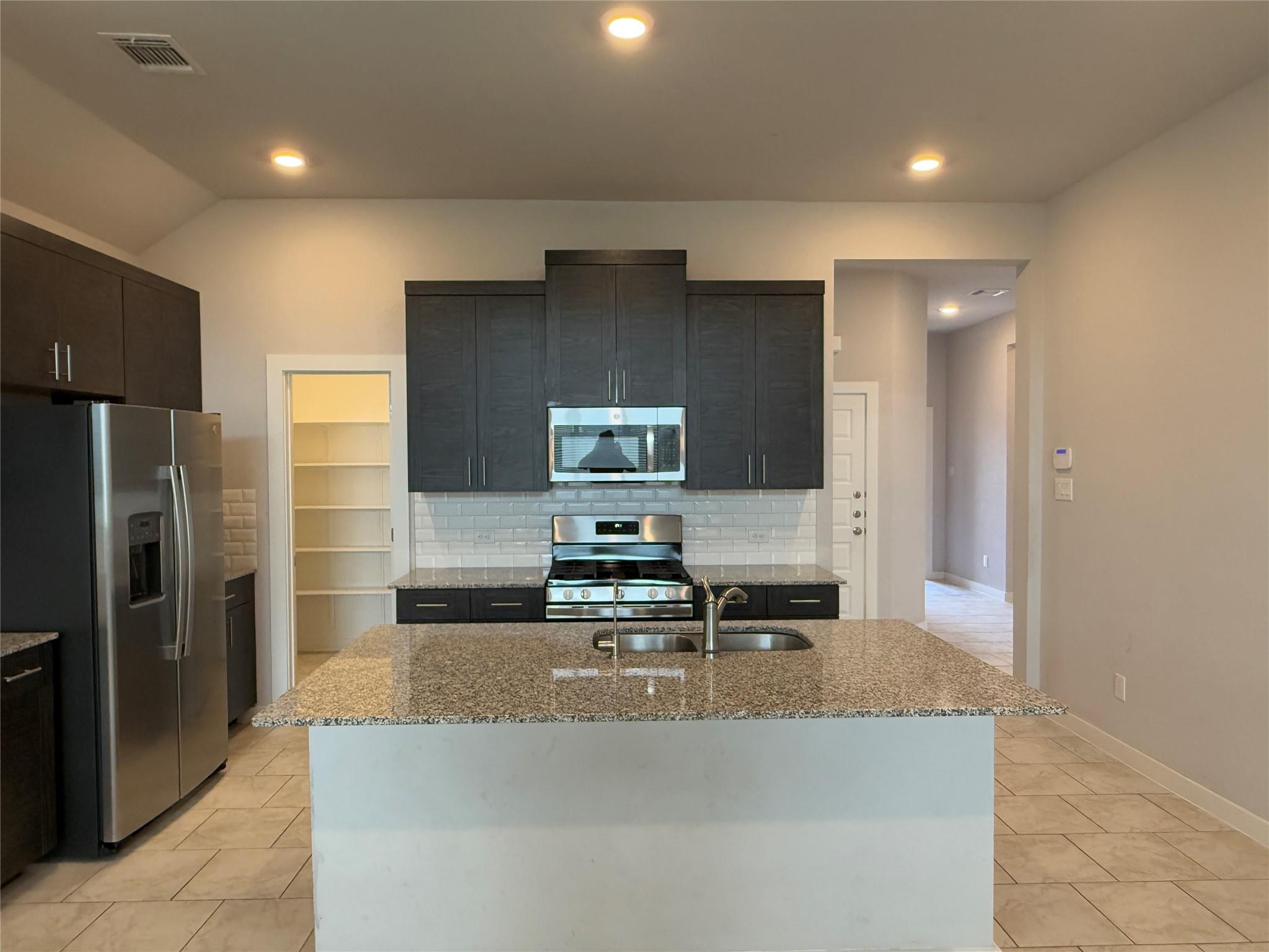 18300 Emu Ln, Manor, TX 78653