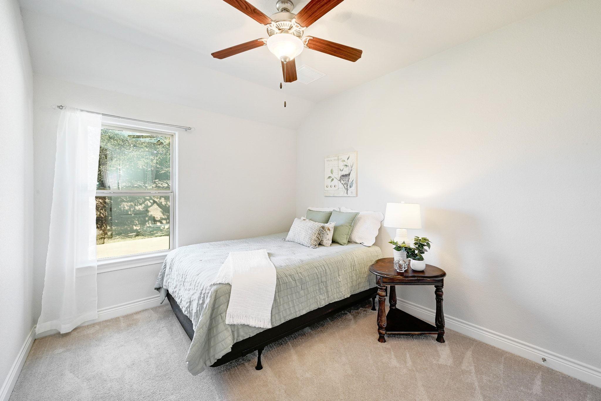 960 Blue Ridge Dr, Dripping Springs, TX 78620