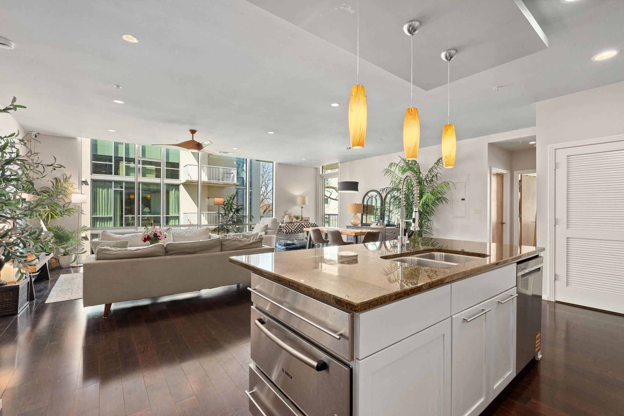 1600 Barton Springs Rd # 4401, Austin, TX 78704