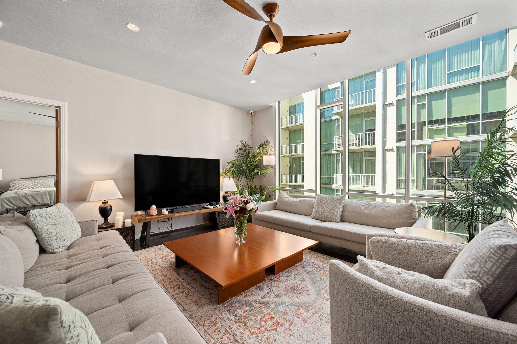 1600 Barton Springs Rd # 4401, Austin, TX 78704