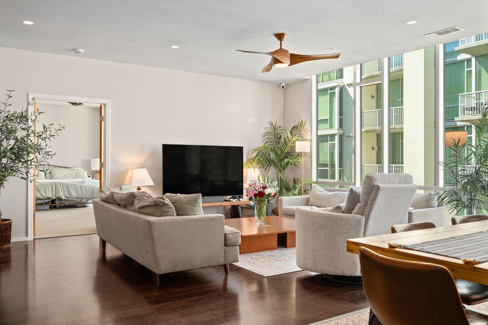 1600 Barton Springs Rd # 4401, Austin, TX 78704