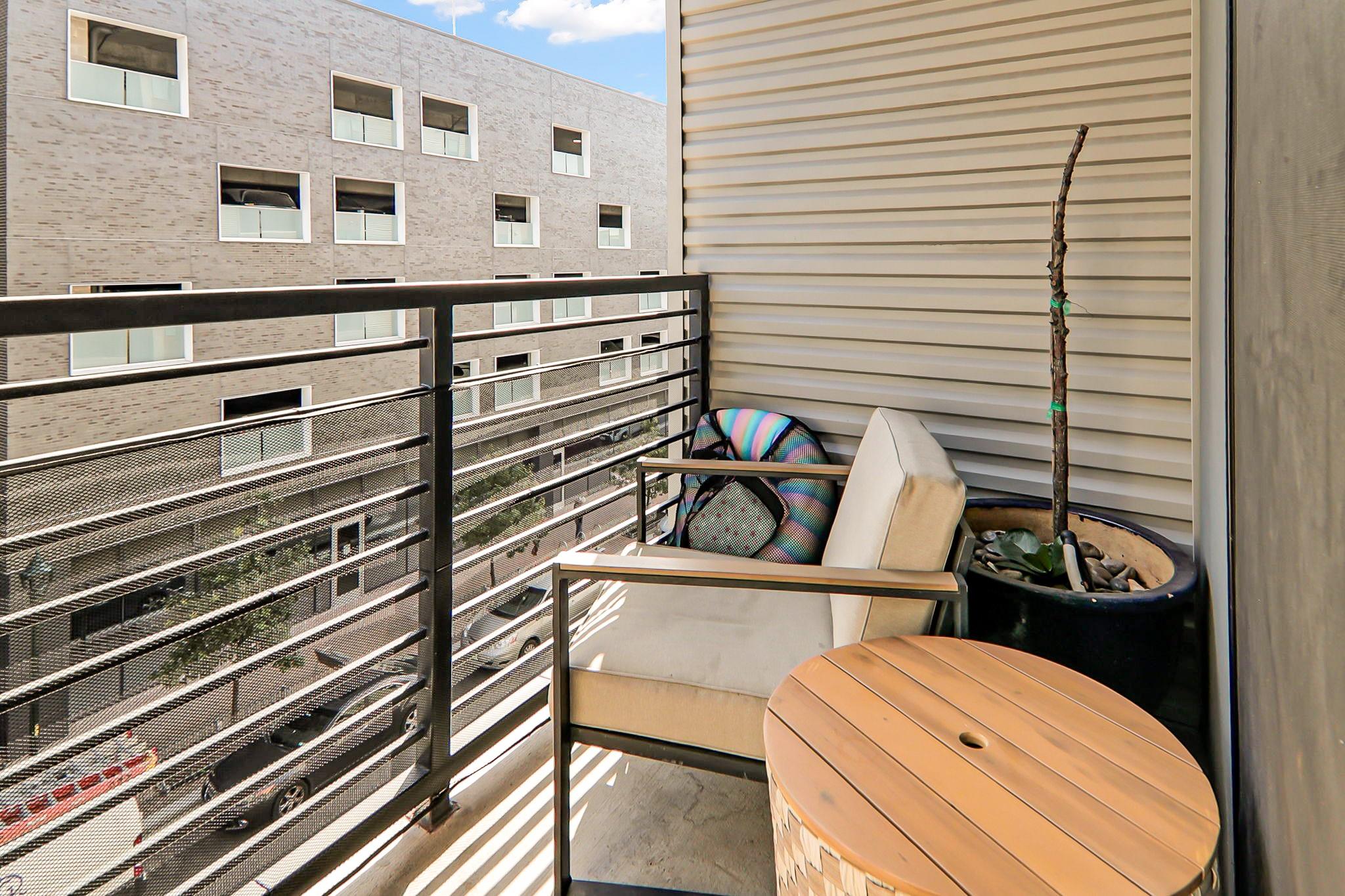 1701 Simond Ave # 304, Austin, TX 78723