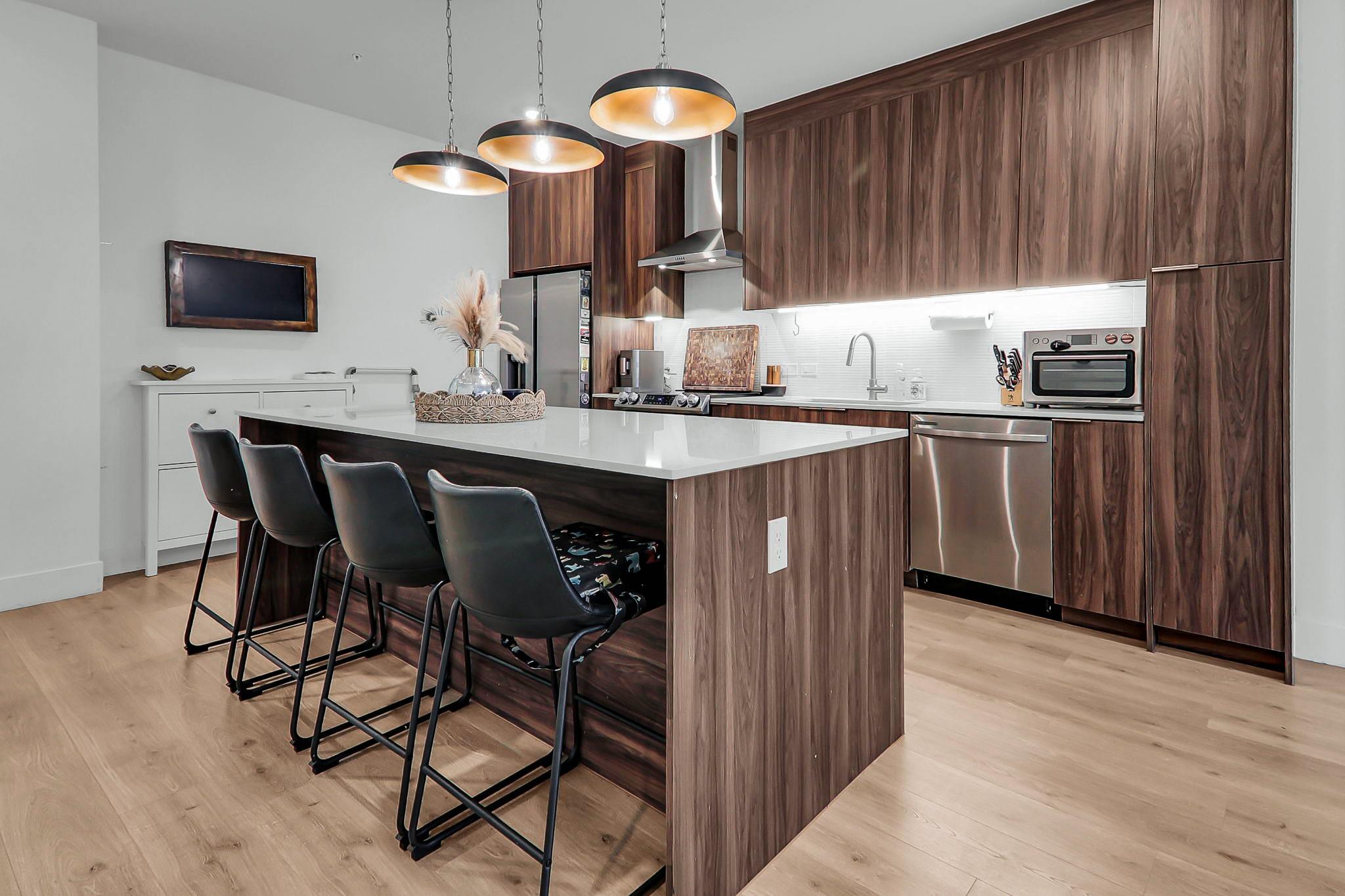 1701 Simond Ave # 304, Austin, TX 78723