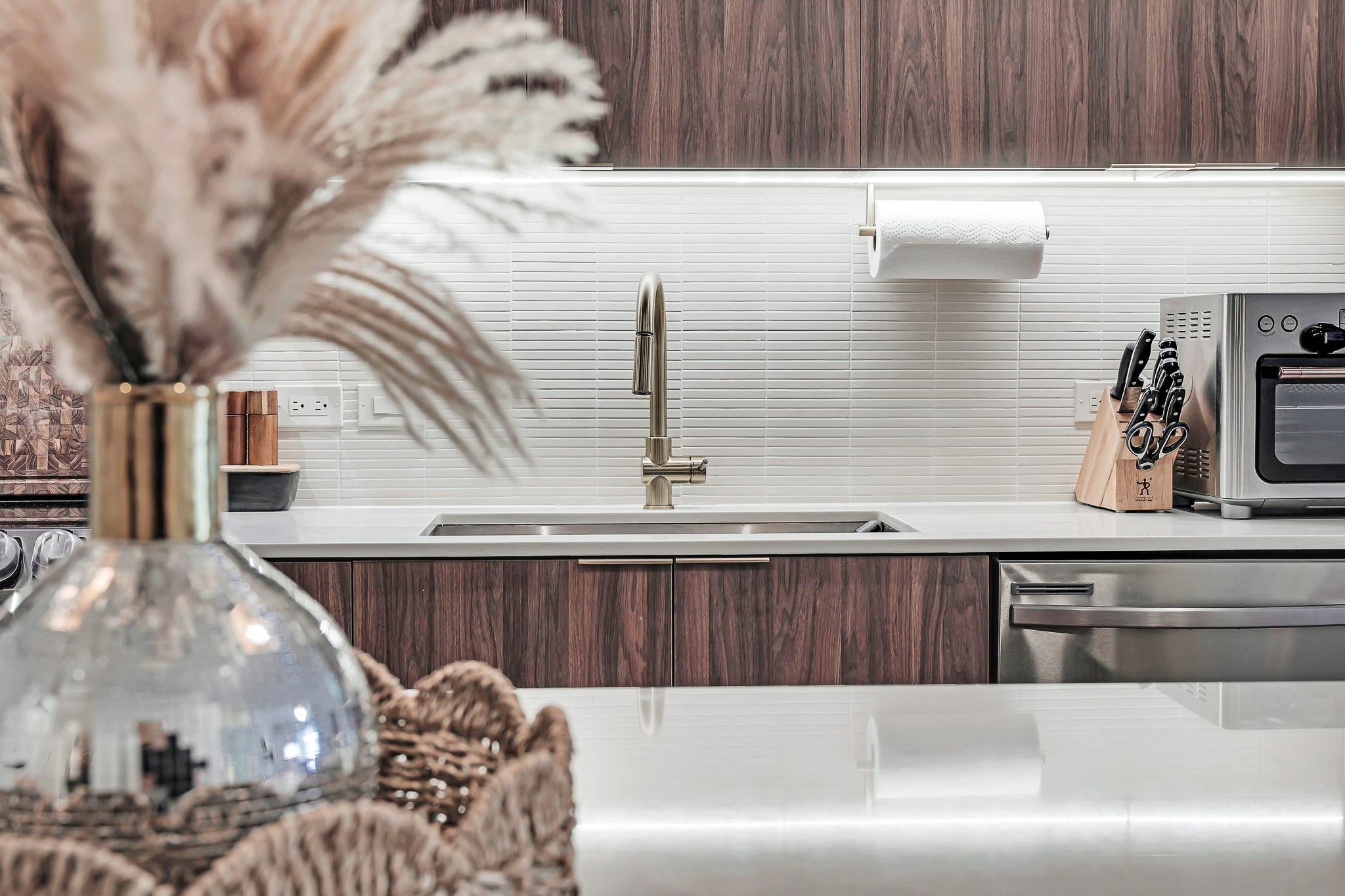 1701 Simond Ave # 304, Austin, TX 78723