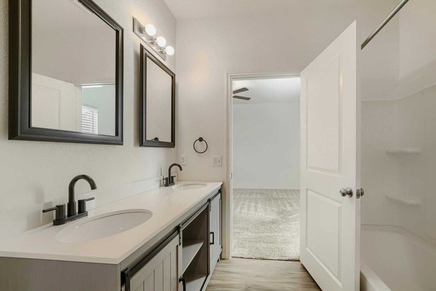 7001 Tonka Ln, Austin, TX 78744