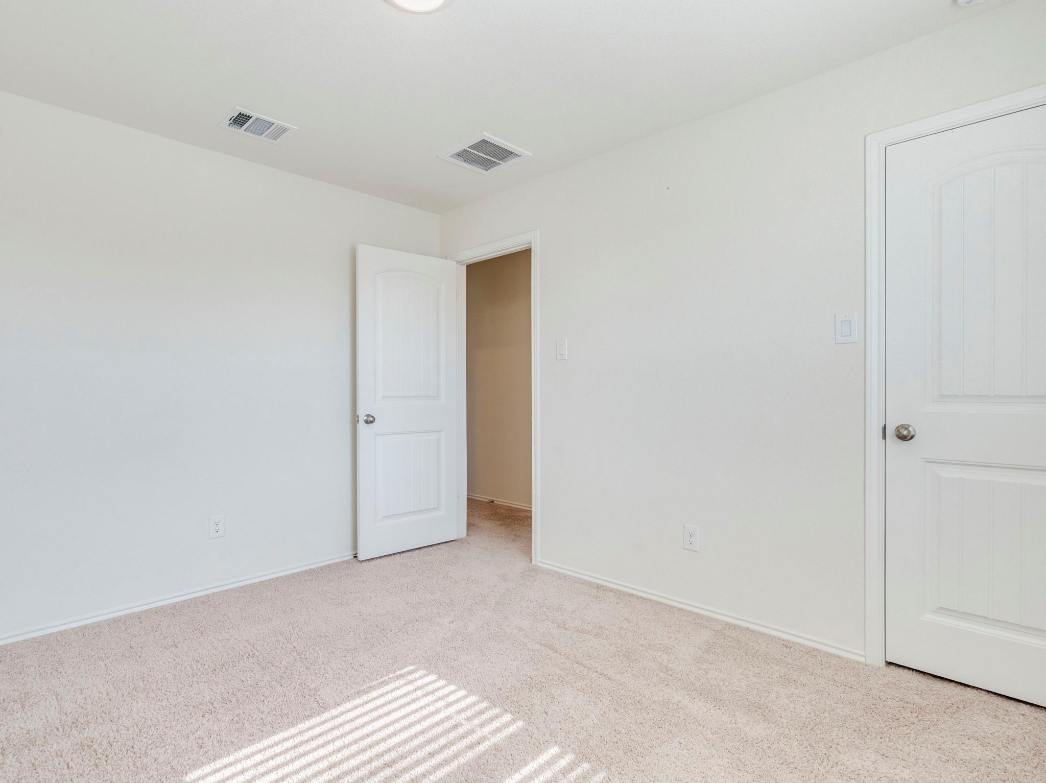 340 Andover Ln, Kyle, TX 78640