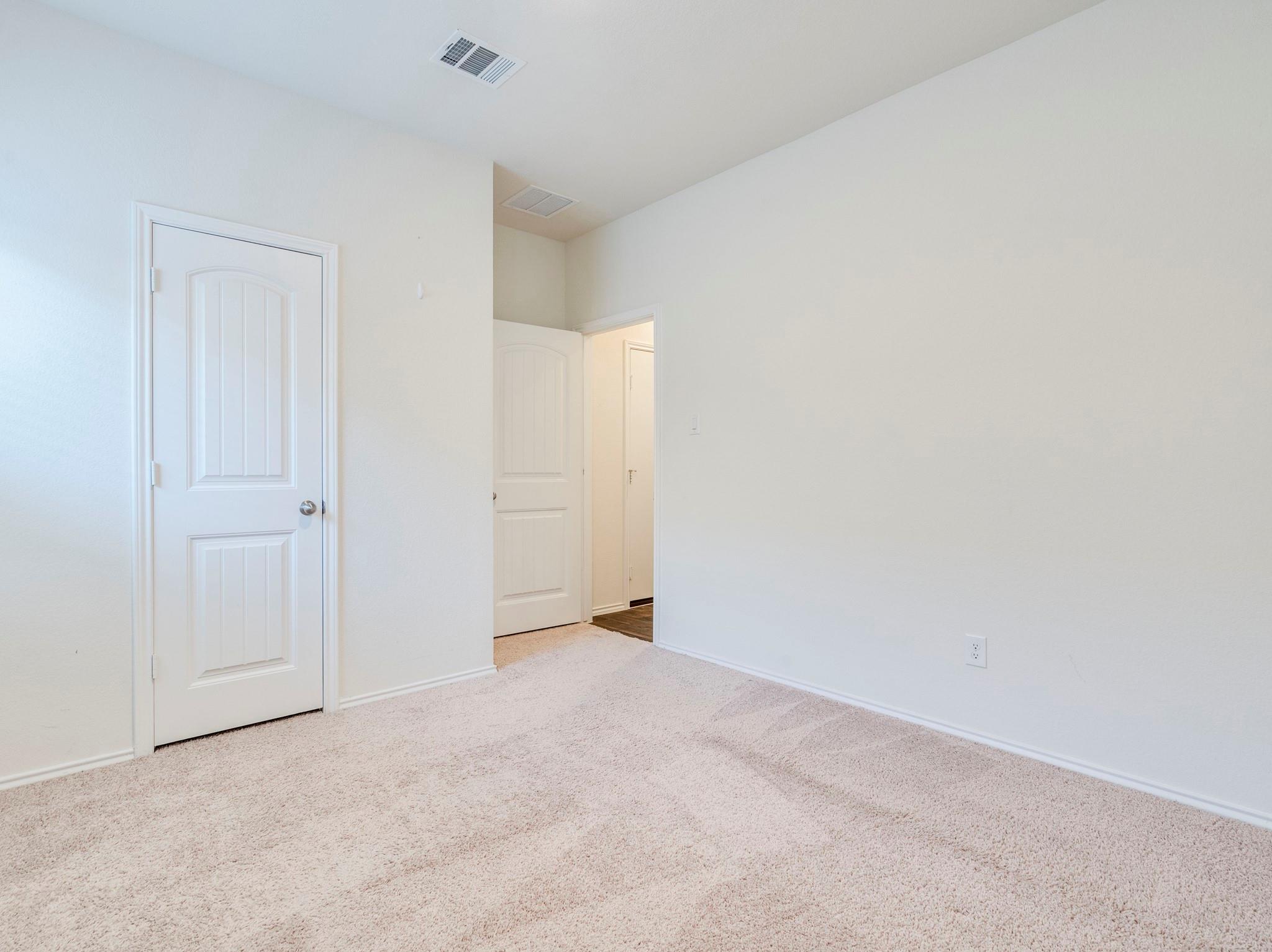 340 Andover Ln, Kyle, TX 78640