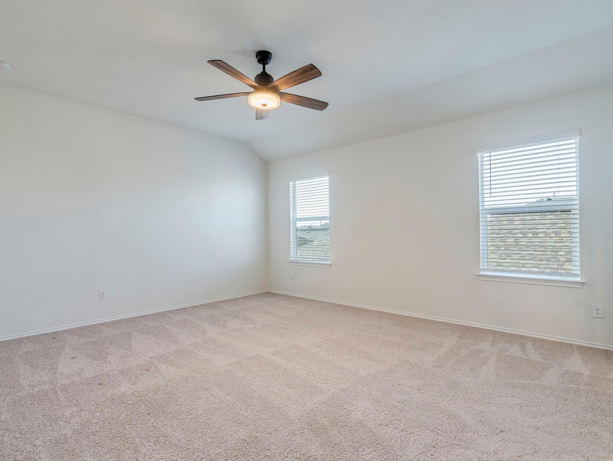 340 Andover Ln, Kyle, TX 78640