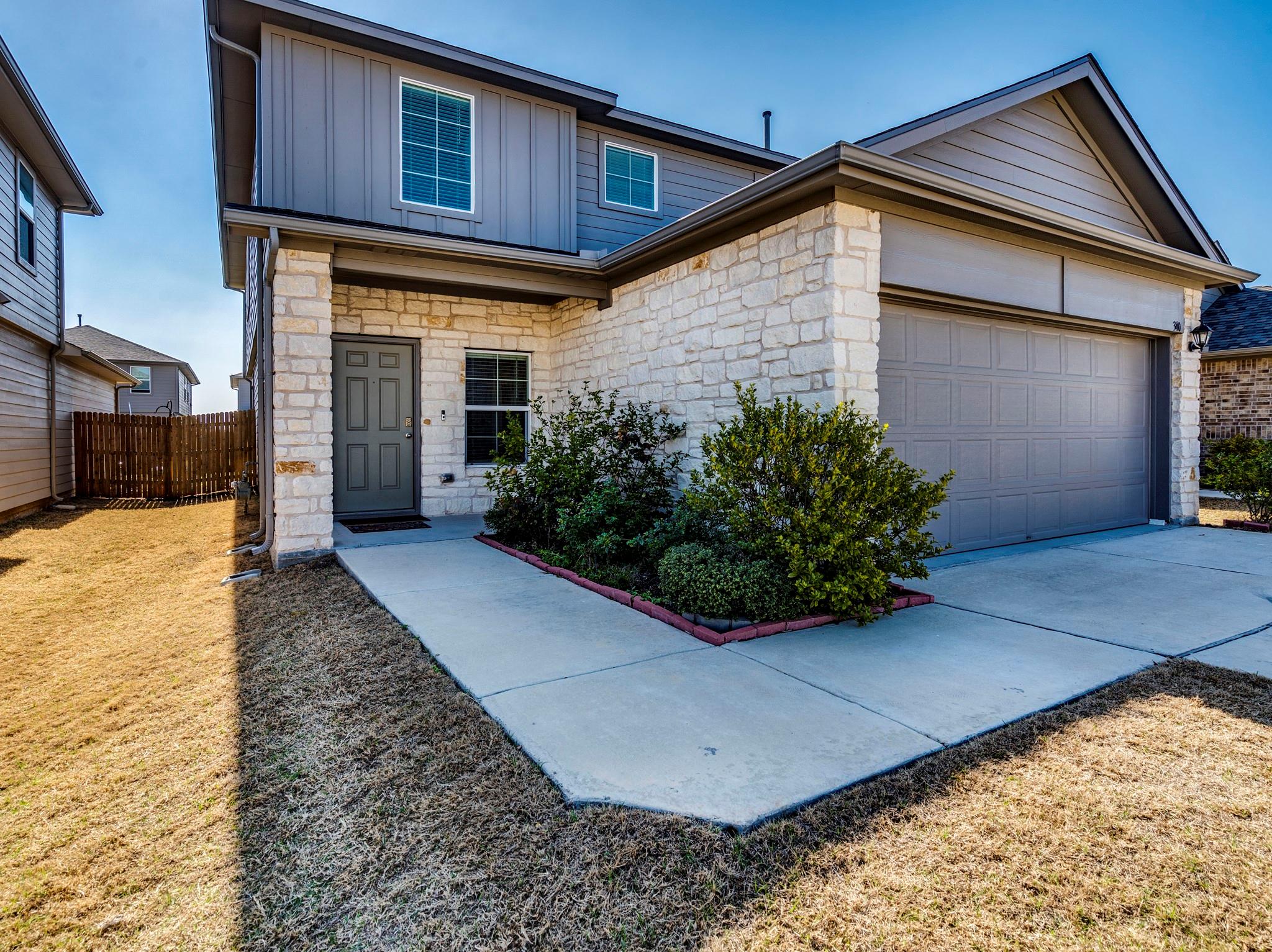 340 Andover Ln, Kyle, TX 78640