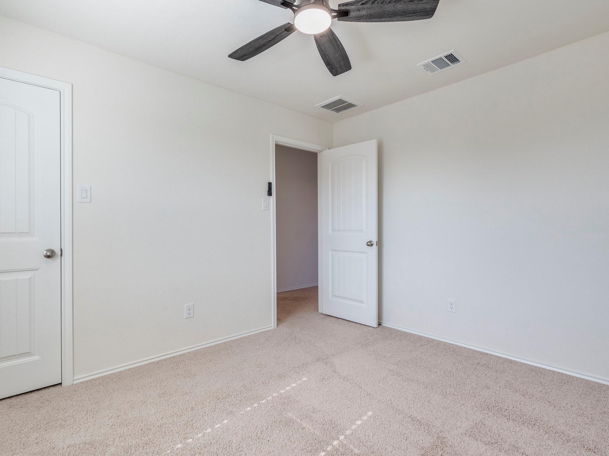 340 Andover Ln, Kyle, TX 78640