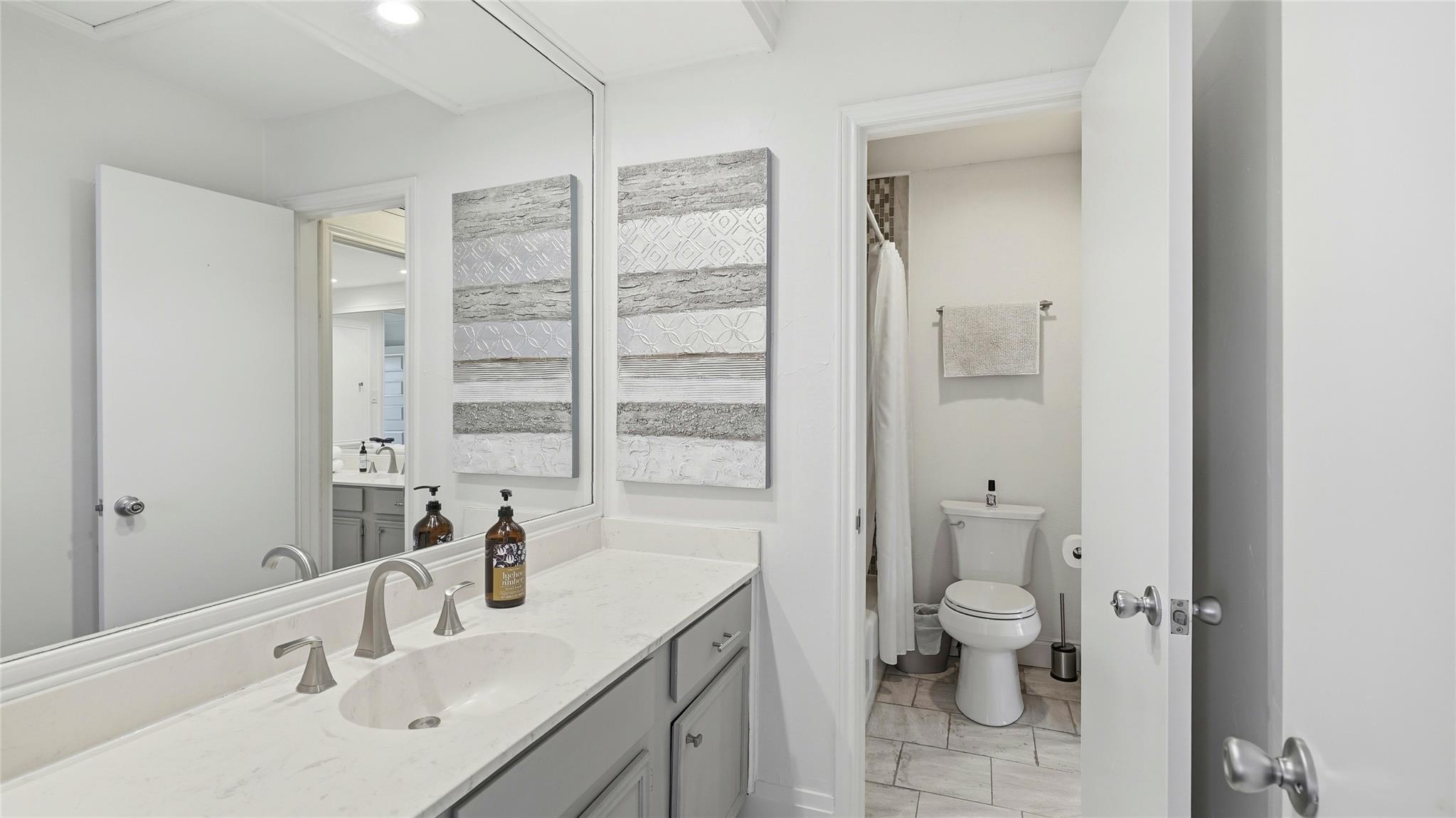 133 World Of Tennis Sq, Lakeway, TX 78738