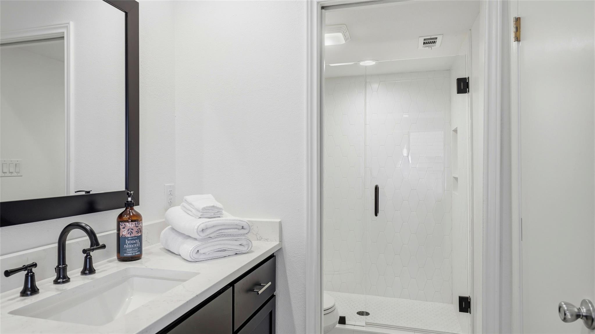 133 World Of Tennis Sq, Lakeway, TX 78738