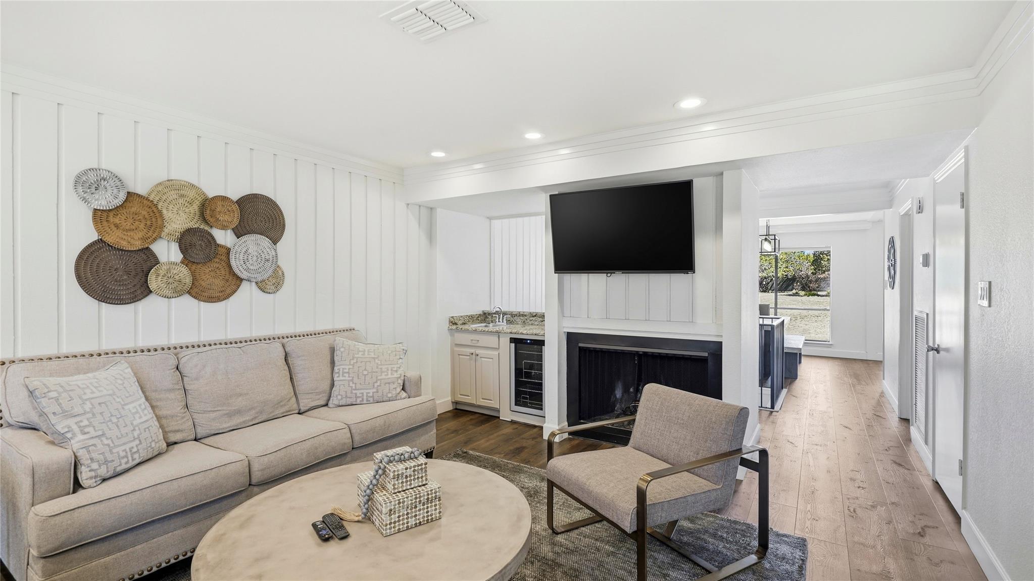 133 World Of Tennis Sq, Lakeway, TX 78738