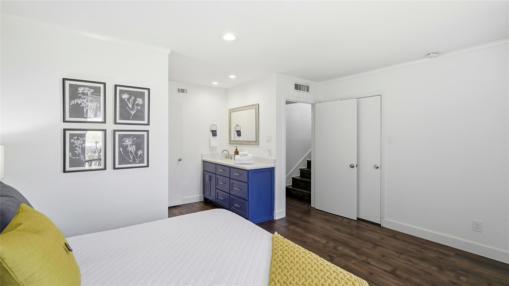 133 World Of Tennis Sq, Lakeway, TX 78738