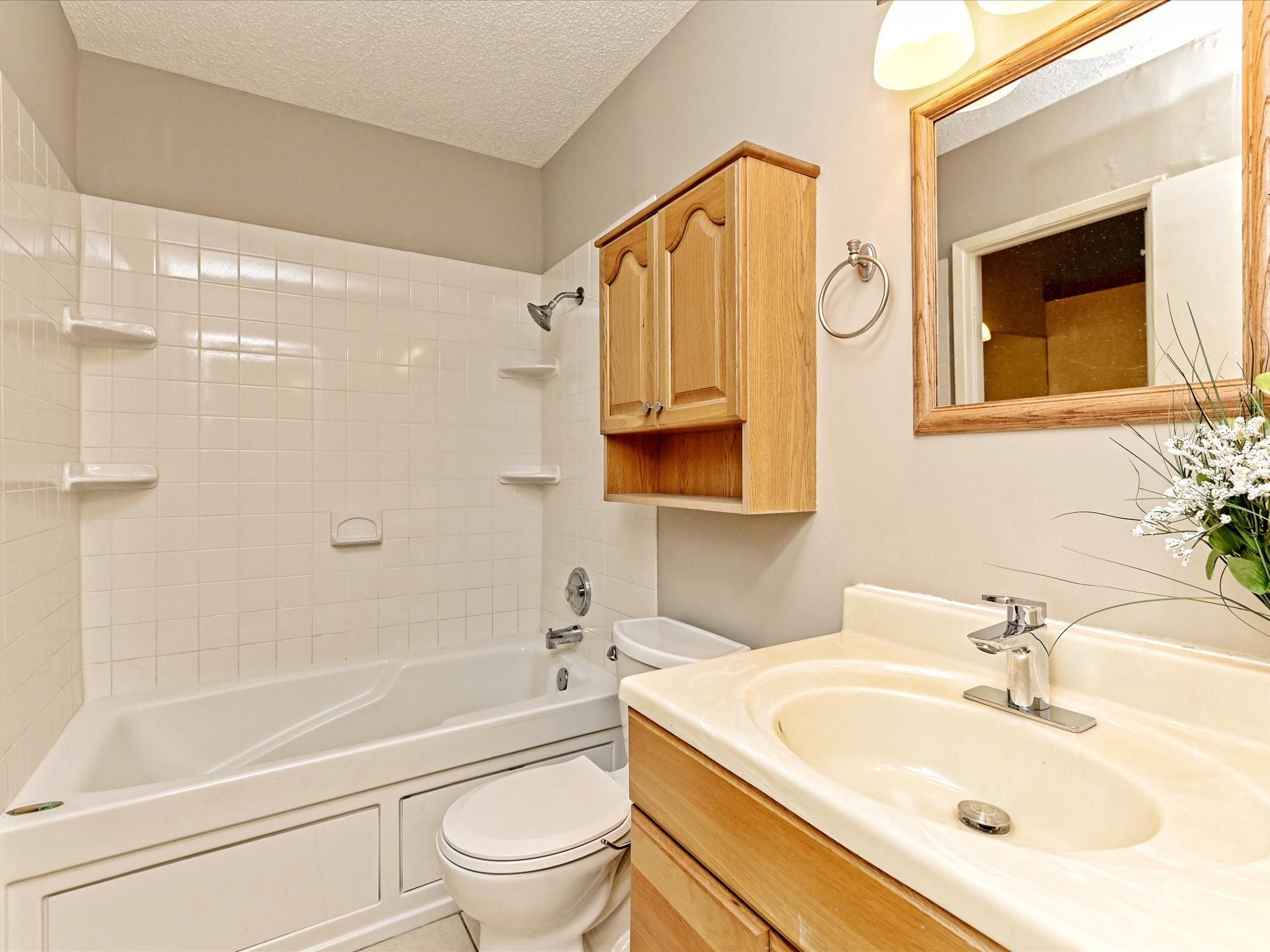 7122 Wood Hollow Dr # 51, Austin, TX 78731