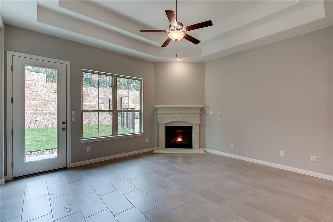 107 Cartwheel Bnd # 49, Austin, TX 78738