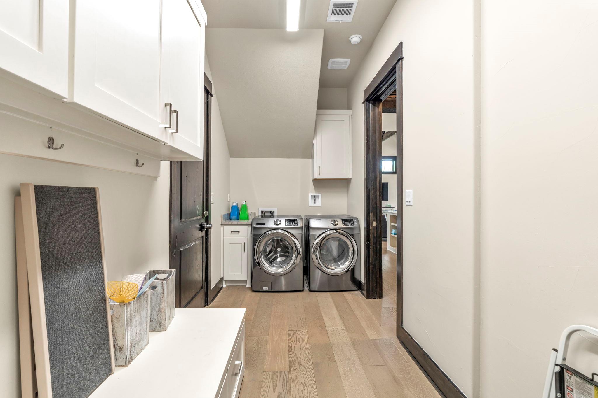 19404 Bold Venture Dr # 17, Spicewood, TX 78669