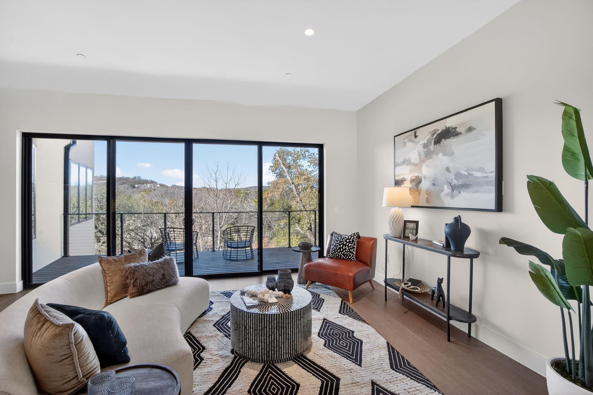 434 Brady Ln, West Lake Hills, TX 78746