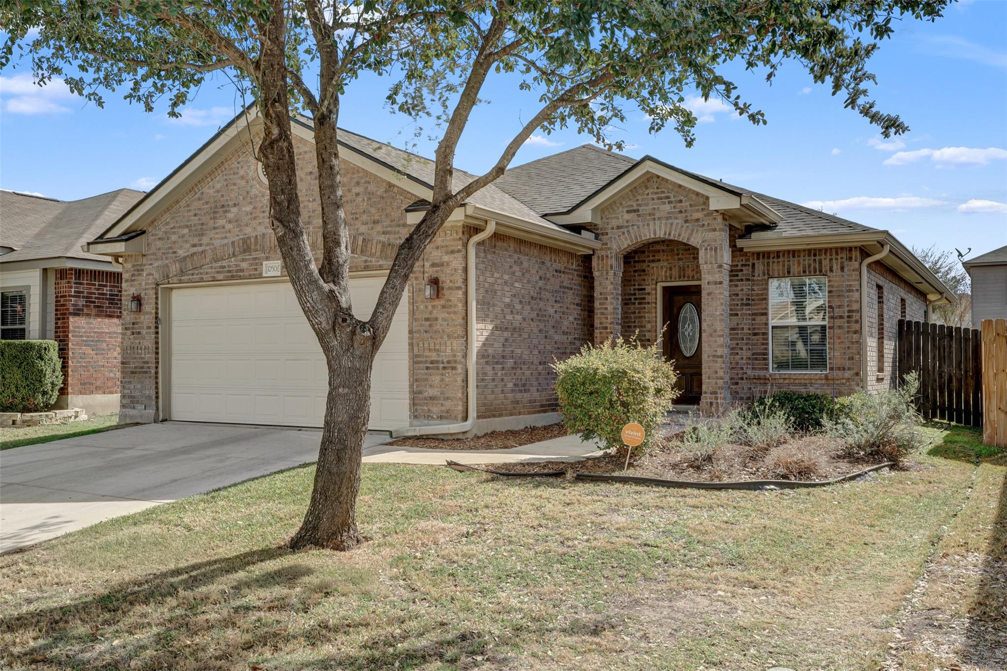 10506 Corvey Ln, Helotes, TX 78023