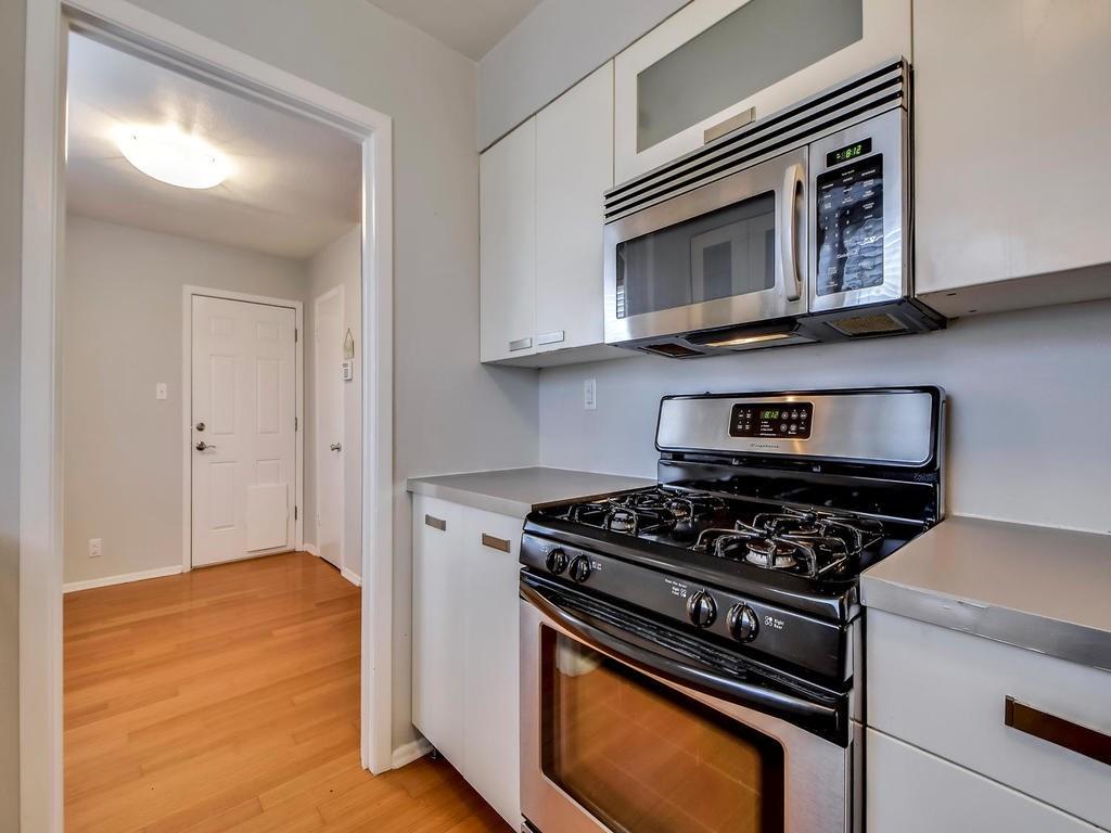 8208 Stillwood Ln, Austin, TX 78757