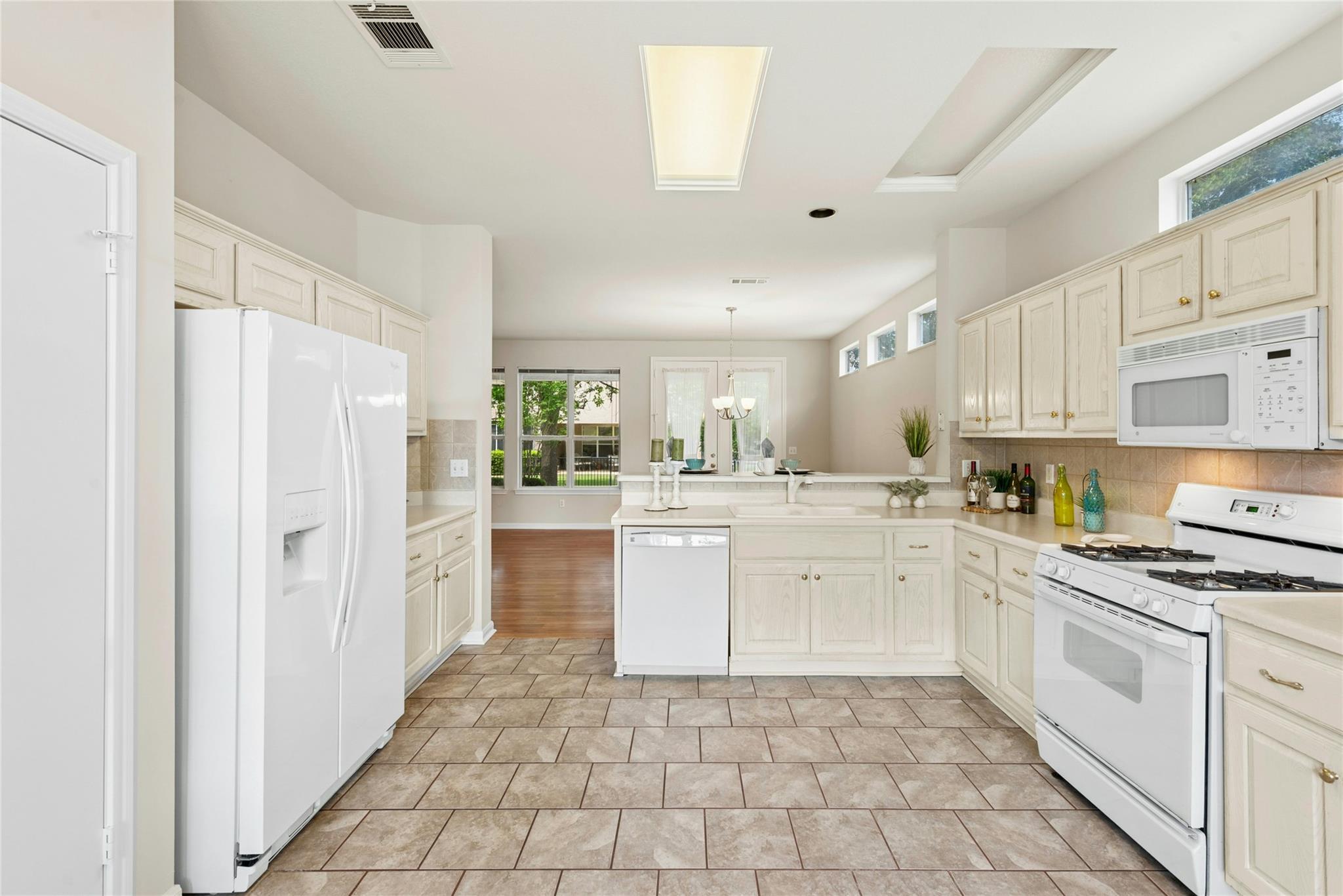 104 Anemone Way, Georgetown, TX 78633