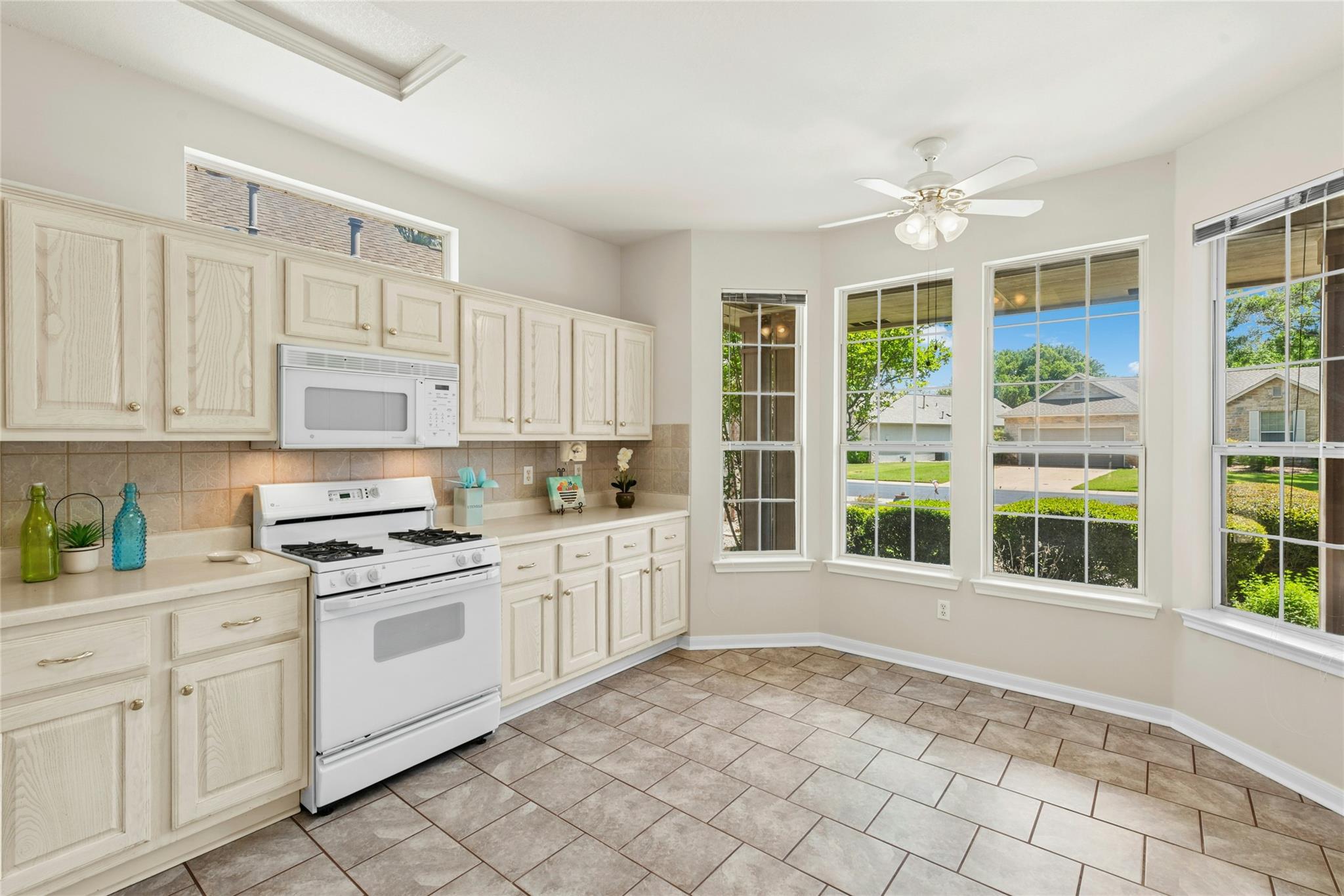 104 Anemone Way, Georgetown, TX 78633