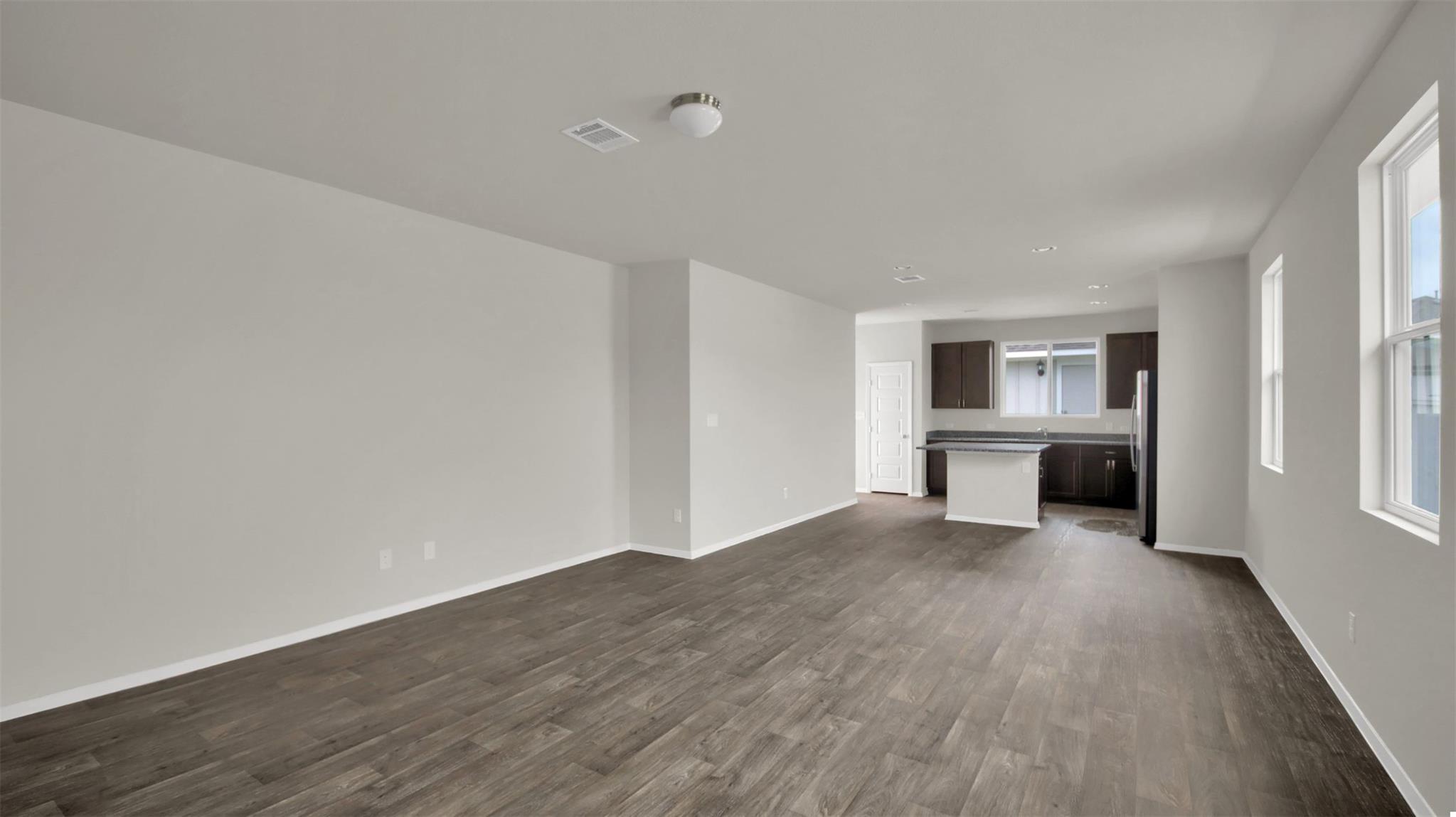 126 Huckleberry Ln, Elgin, TX 78621