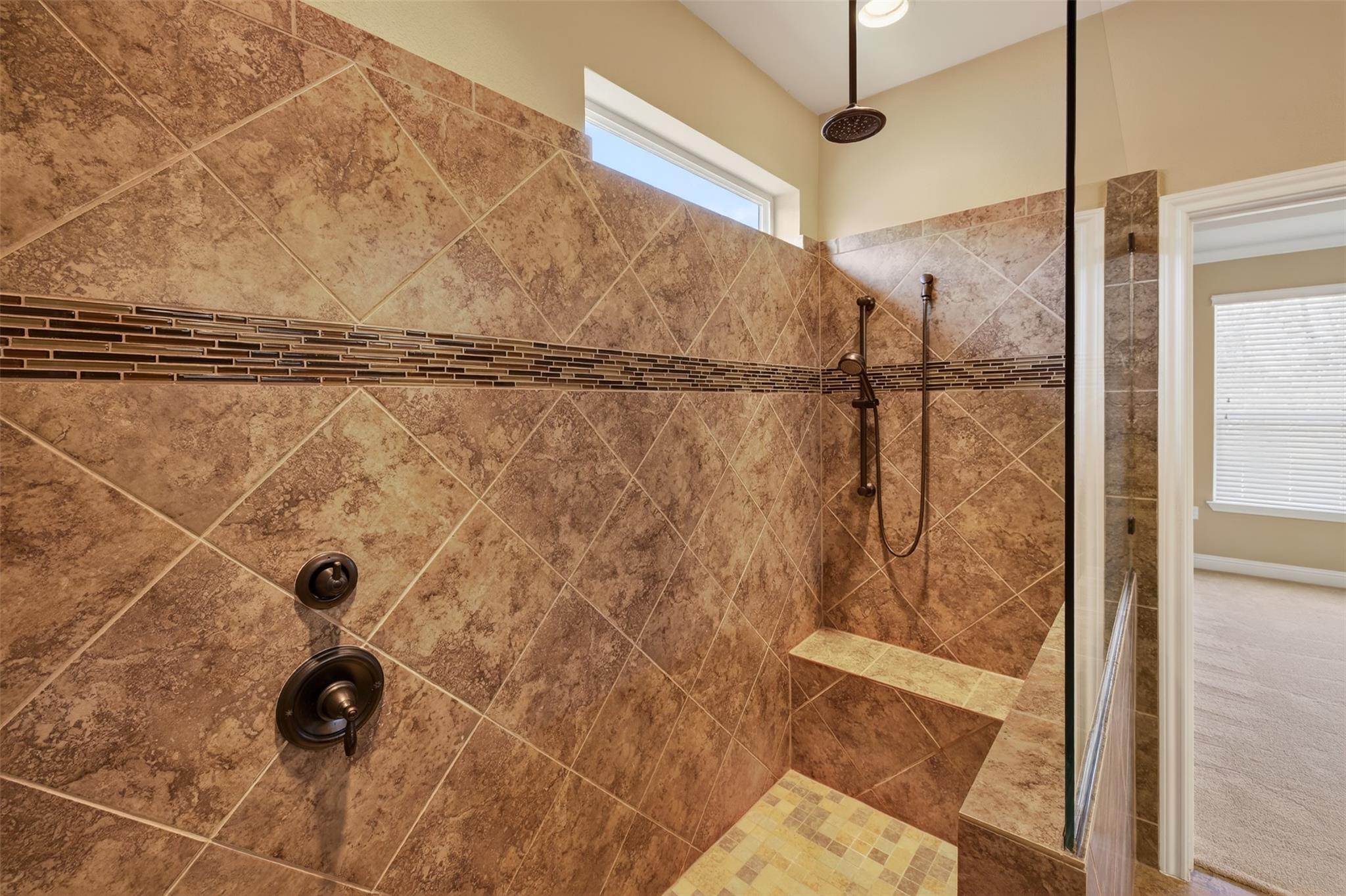 602 Davis Mountain Cir, Georgetown, TX 78633