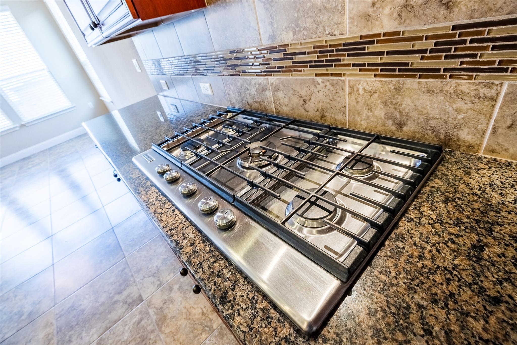 602 Davis Mountain Cir, Georgetown, TX 78633