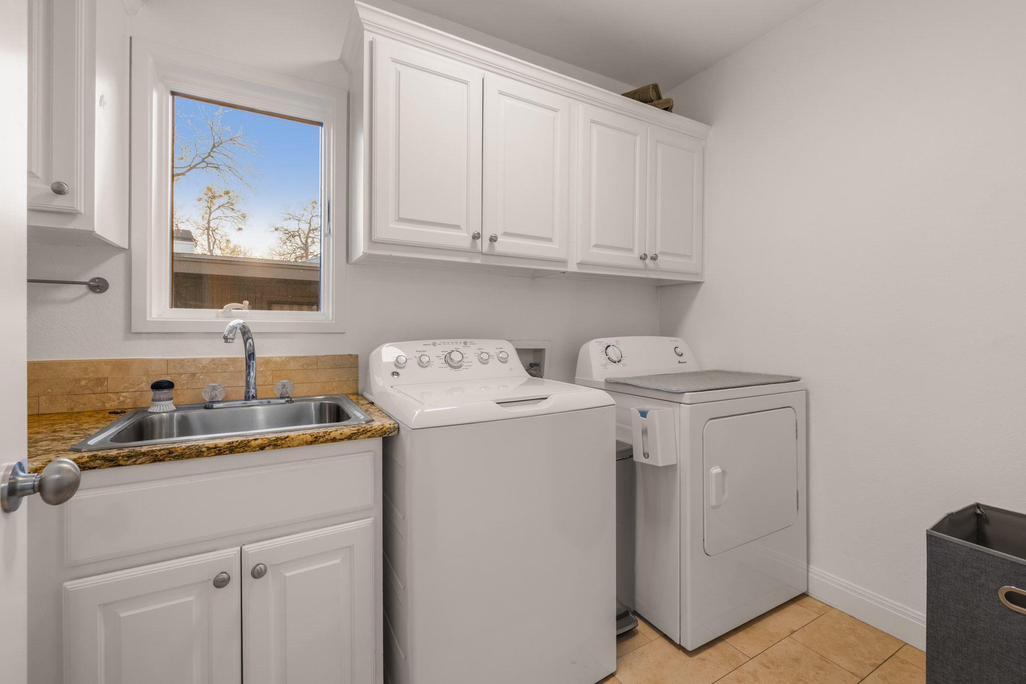 2703 McCullough St, Austin, TX 78703