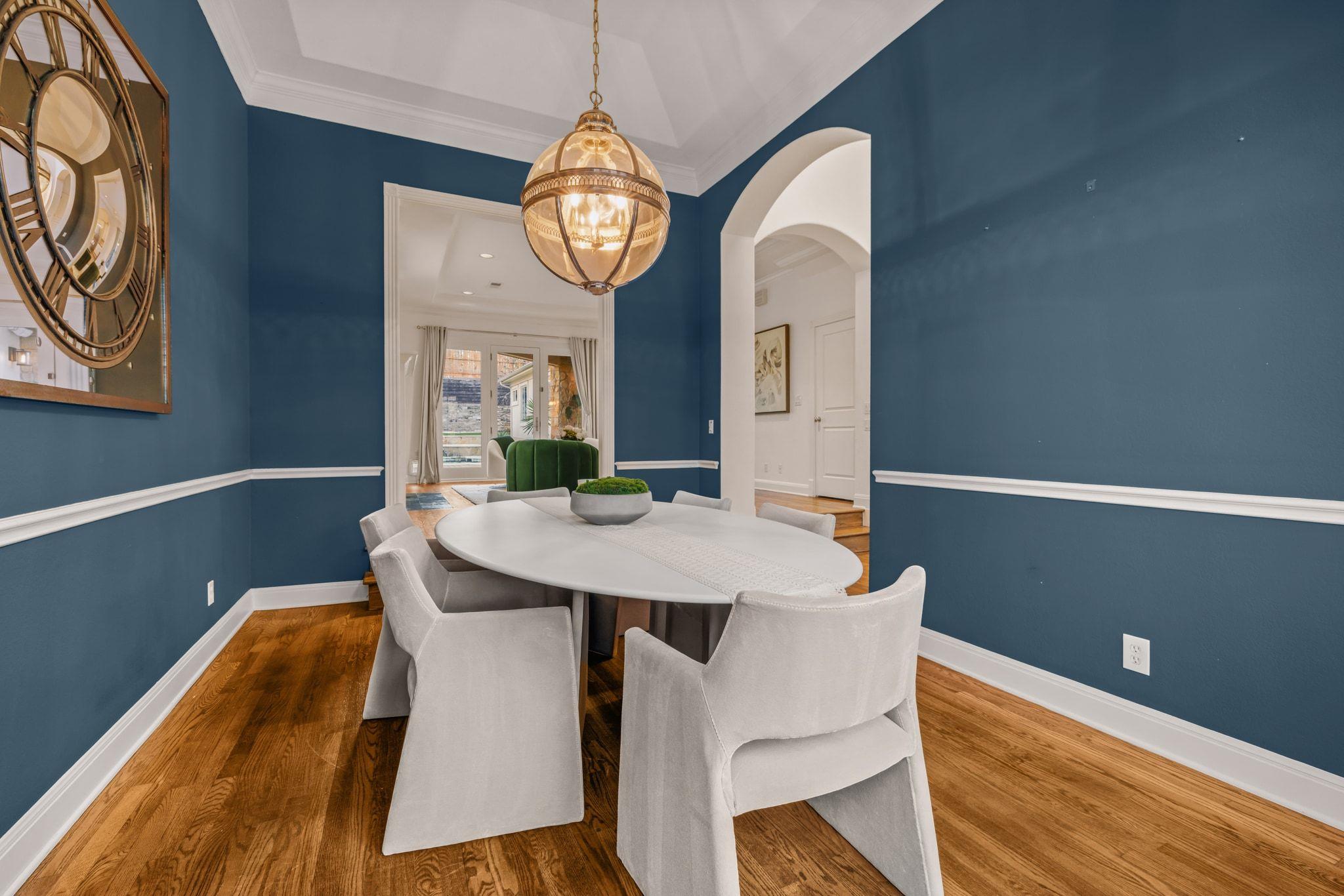 2703 McCullough St, Austin, TX 78703