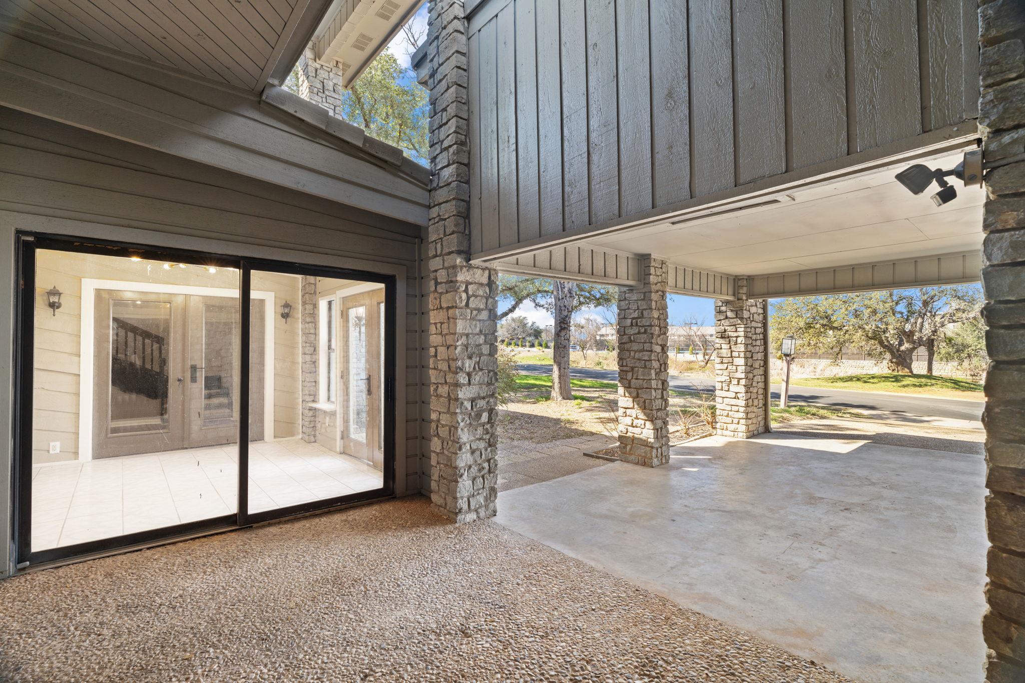 207 Free Rein # 1, Horseshoe Bay, TX 78657