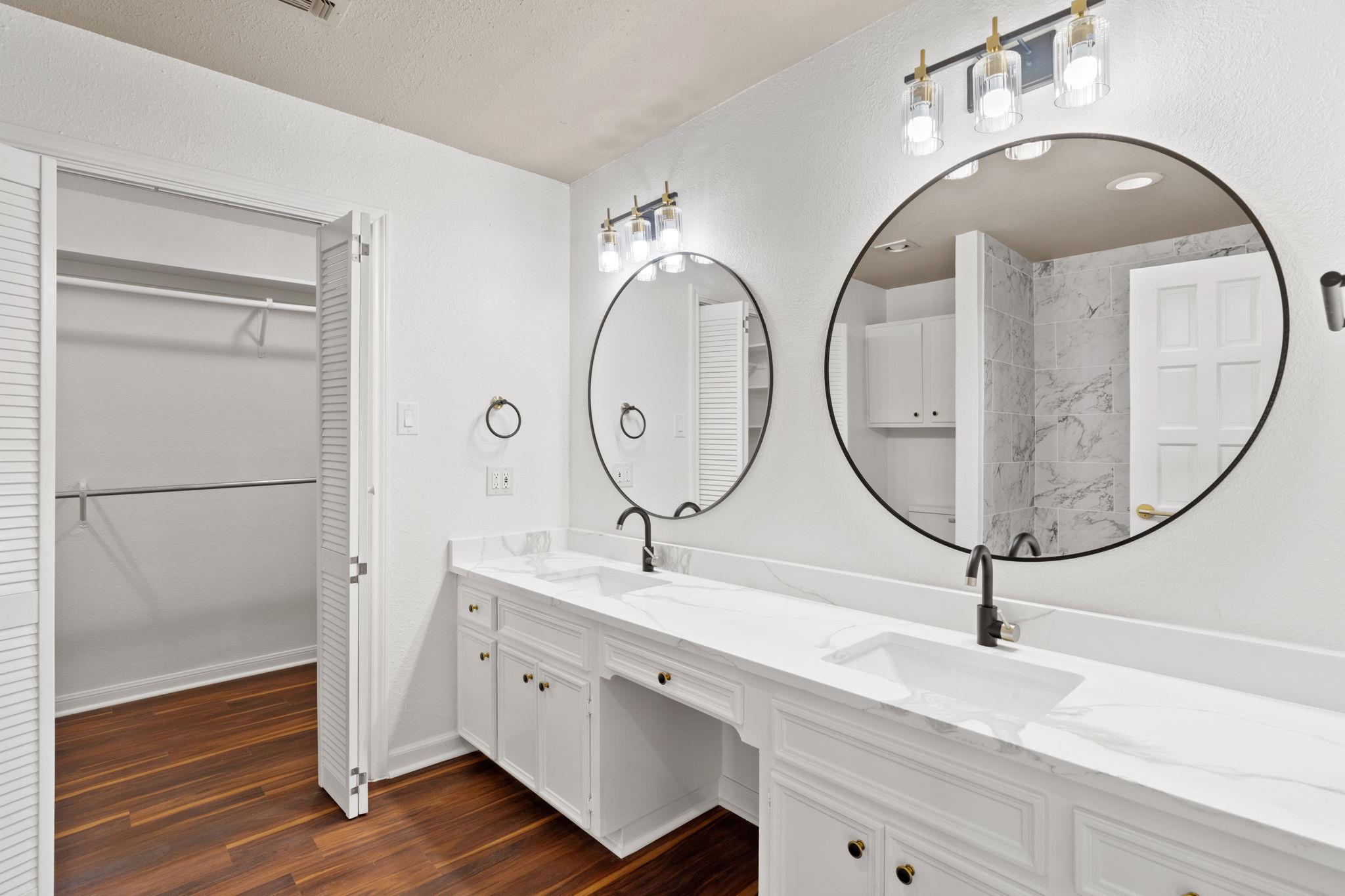 207 Free Rein # 1, Horseshoe Bay, TX 78657