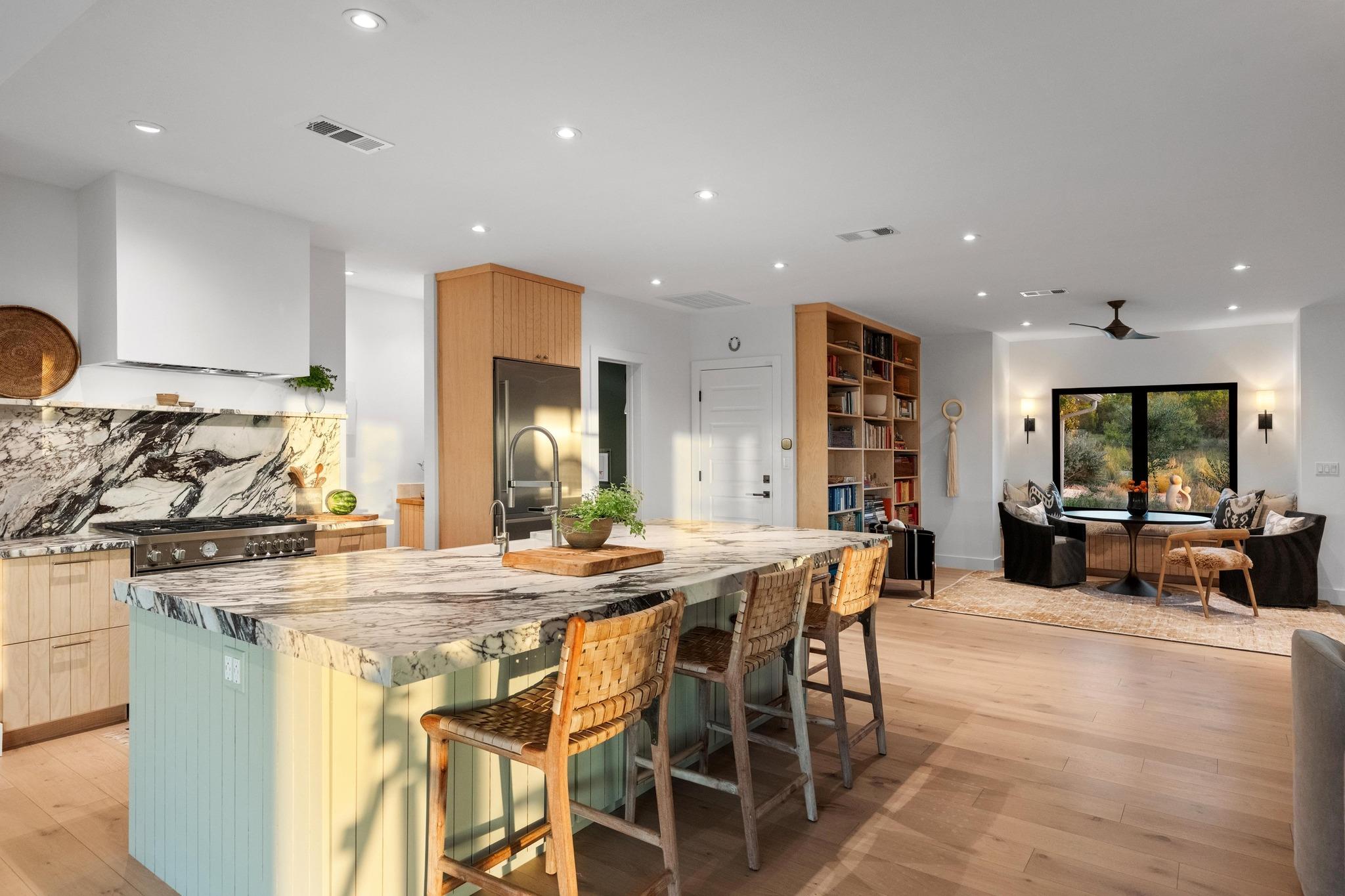 23924 MILESTONE Rd, Spicewood, TX 78669